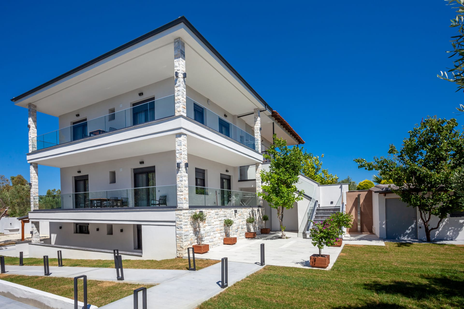 Olia Seaside residence: Triple Deluxe apartment 9  Pefkohori
