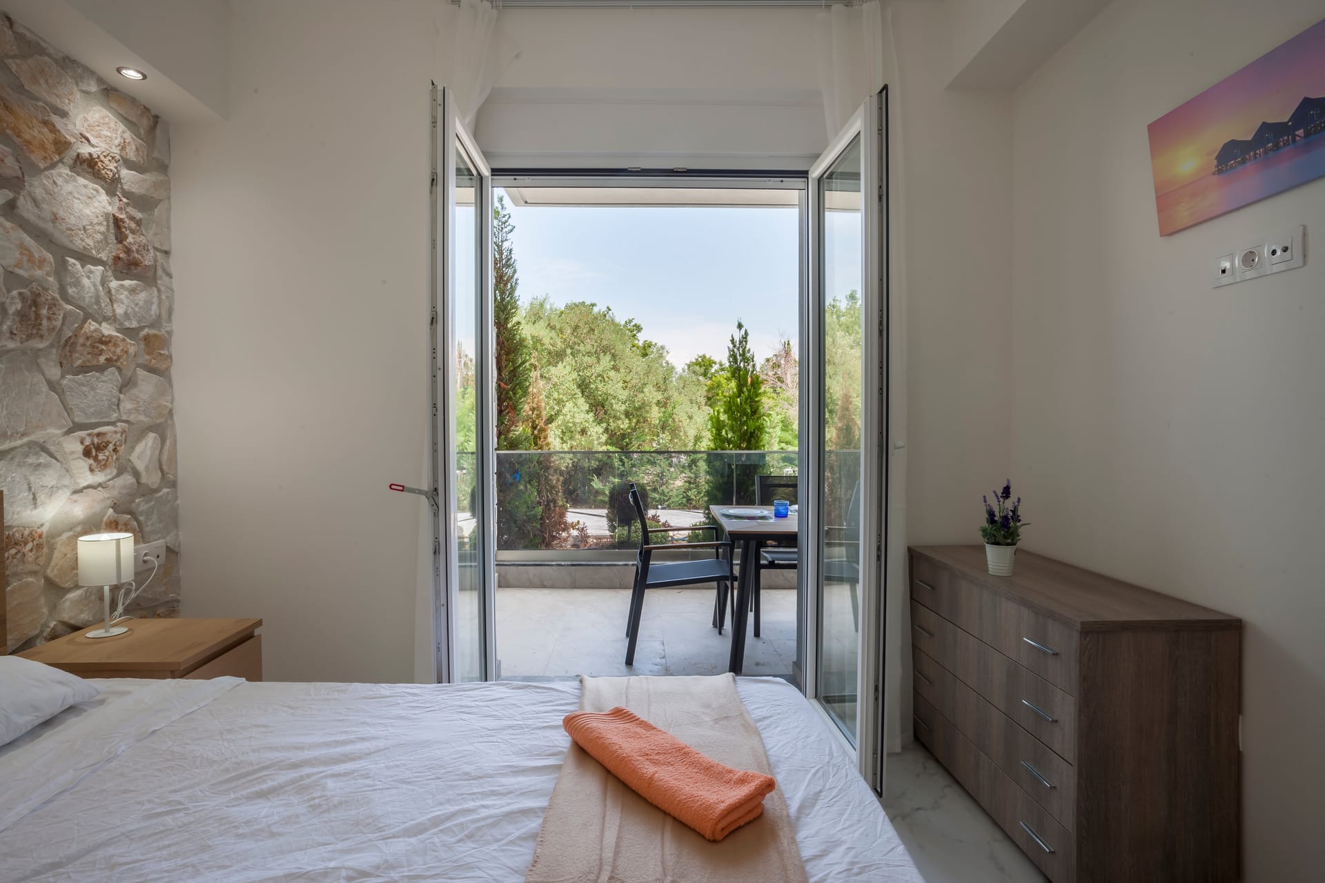 Valeri Luxury Stone Deluxe Apartment Hanioti