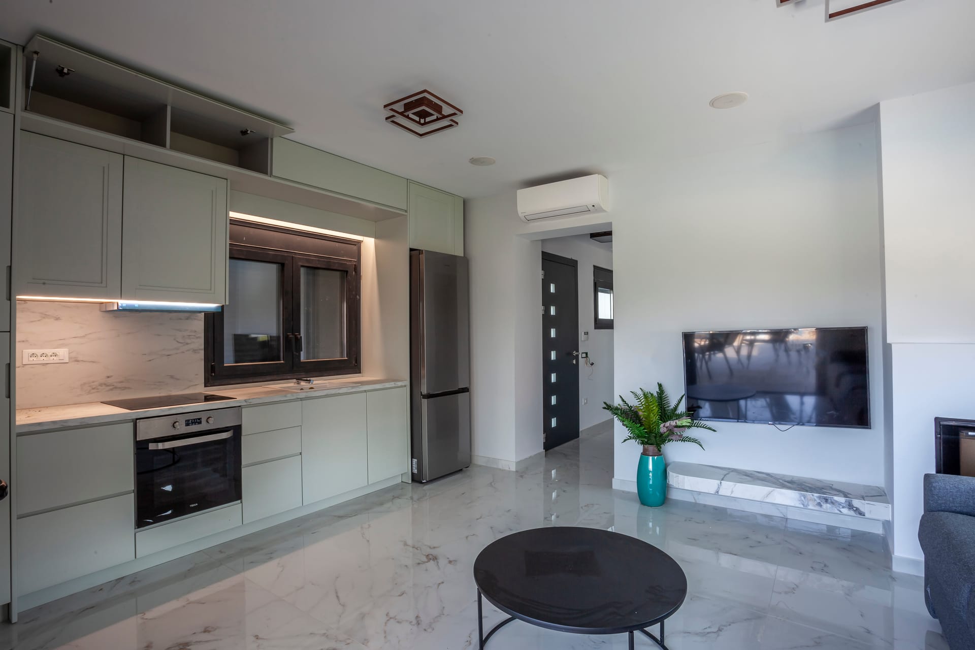 Megan Luxury villa with private pool Pefkohori