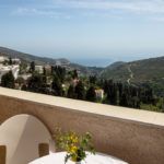 2 Linked Rooms with Sea View