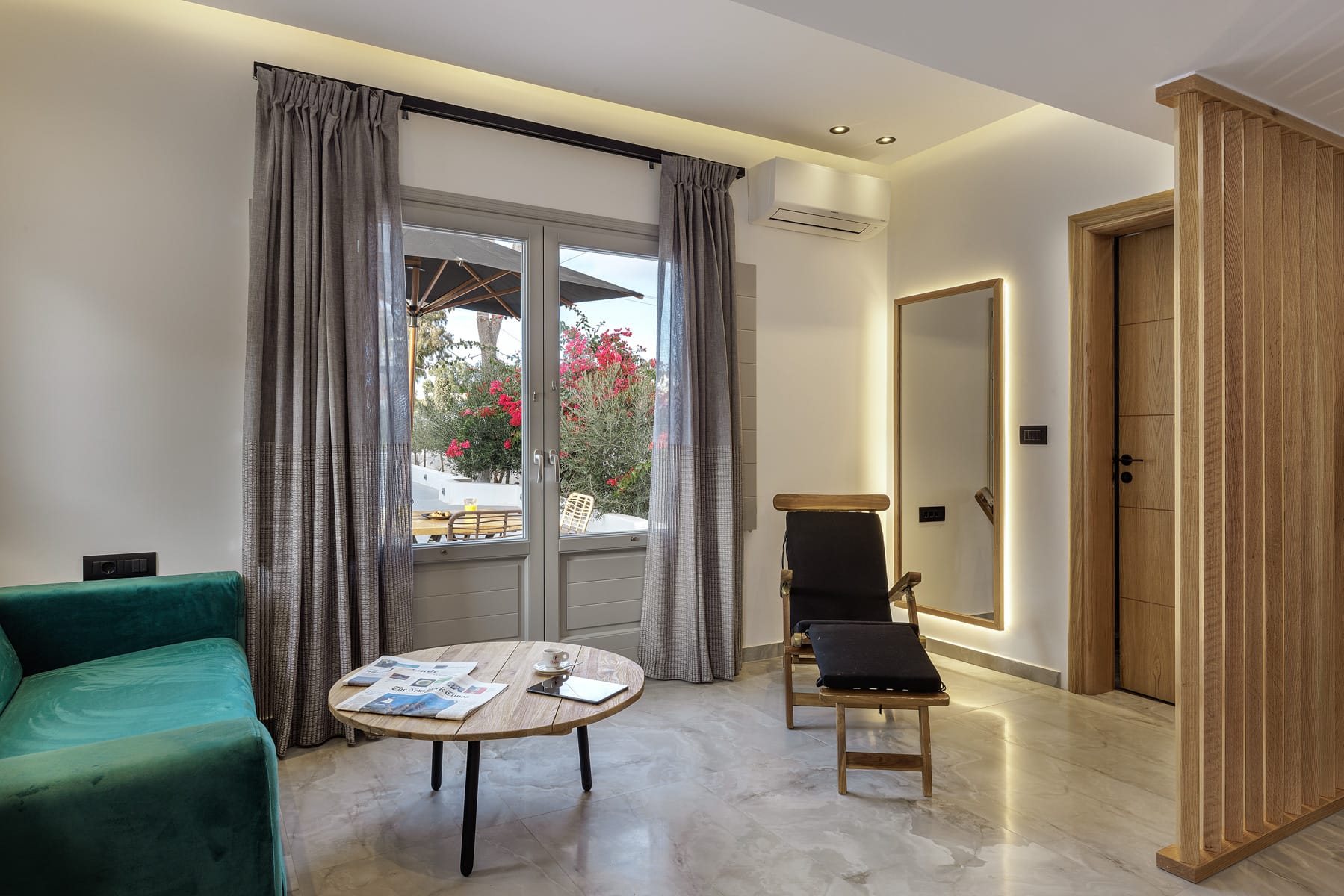 Villa Apanema with Outdoor Jetted Tub