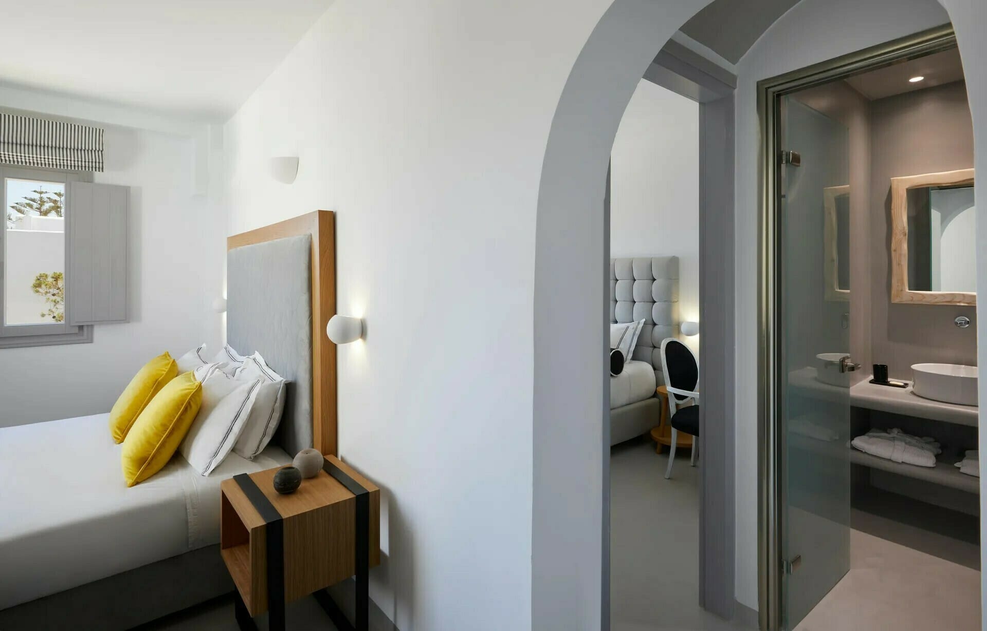 Grand Elegant Suite Two Bedroom with Sea View | Top Floor