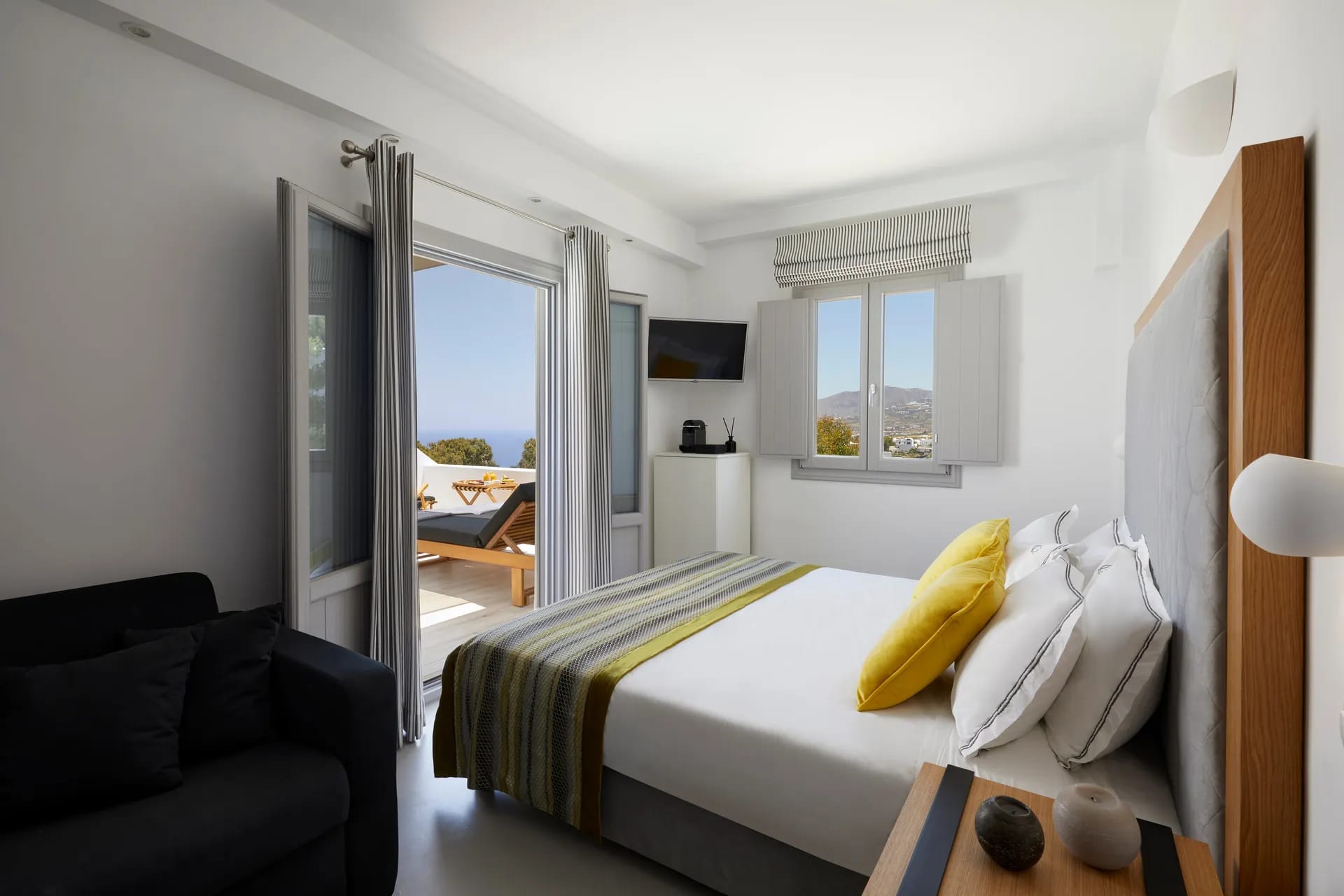 Grand Elegant Suite Two Bedroom with Sea View | Top Floor