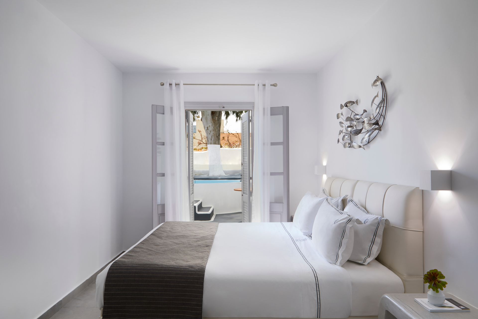 Deluxe Room with Outdoor Private Jacuzzi & Garden View