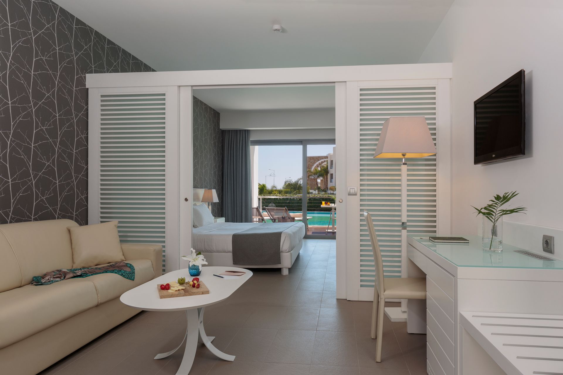Family Room with Sharing Pool