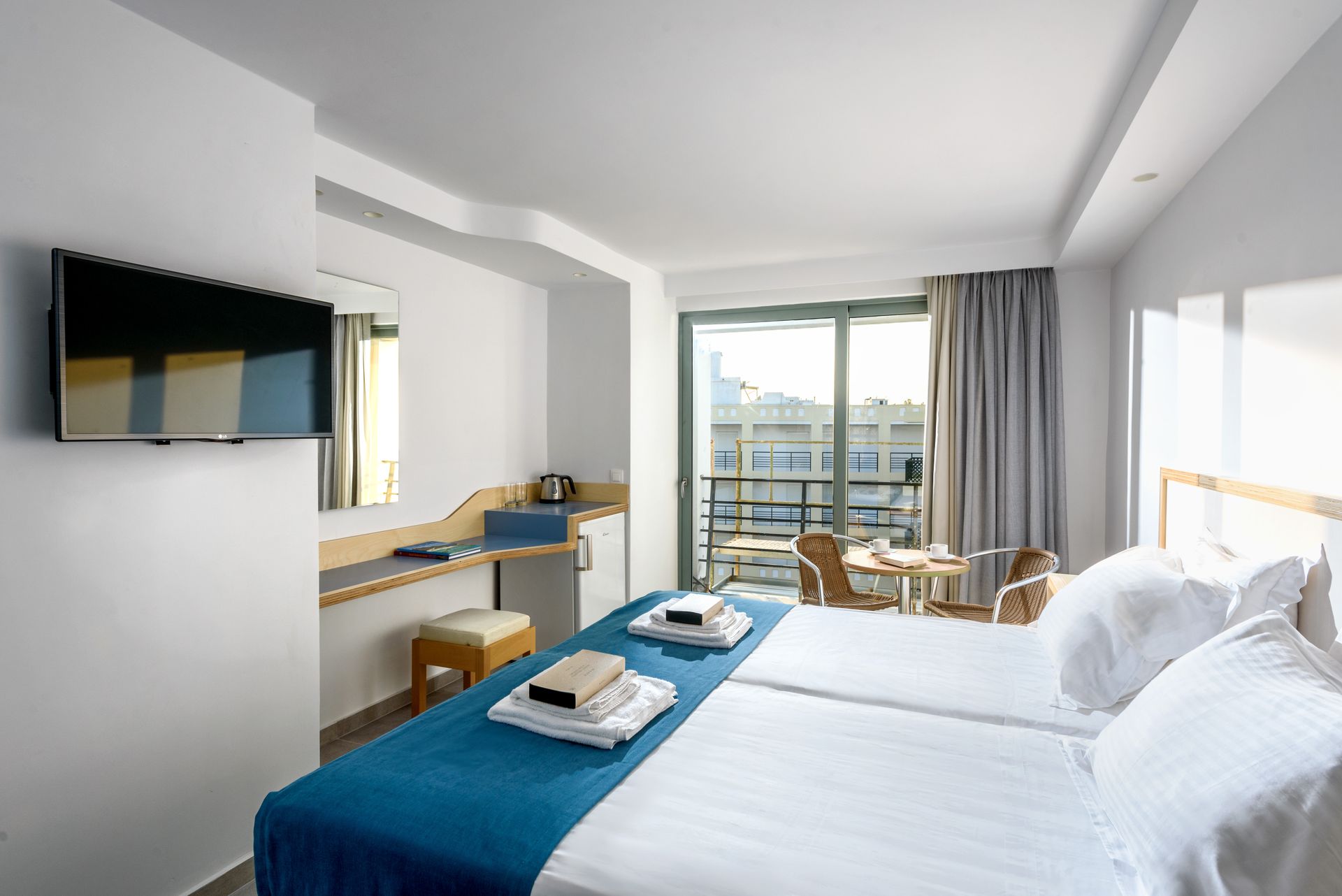 Double room with Pool View