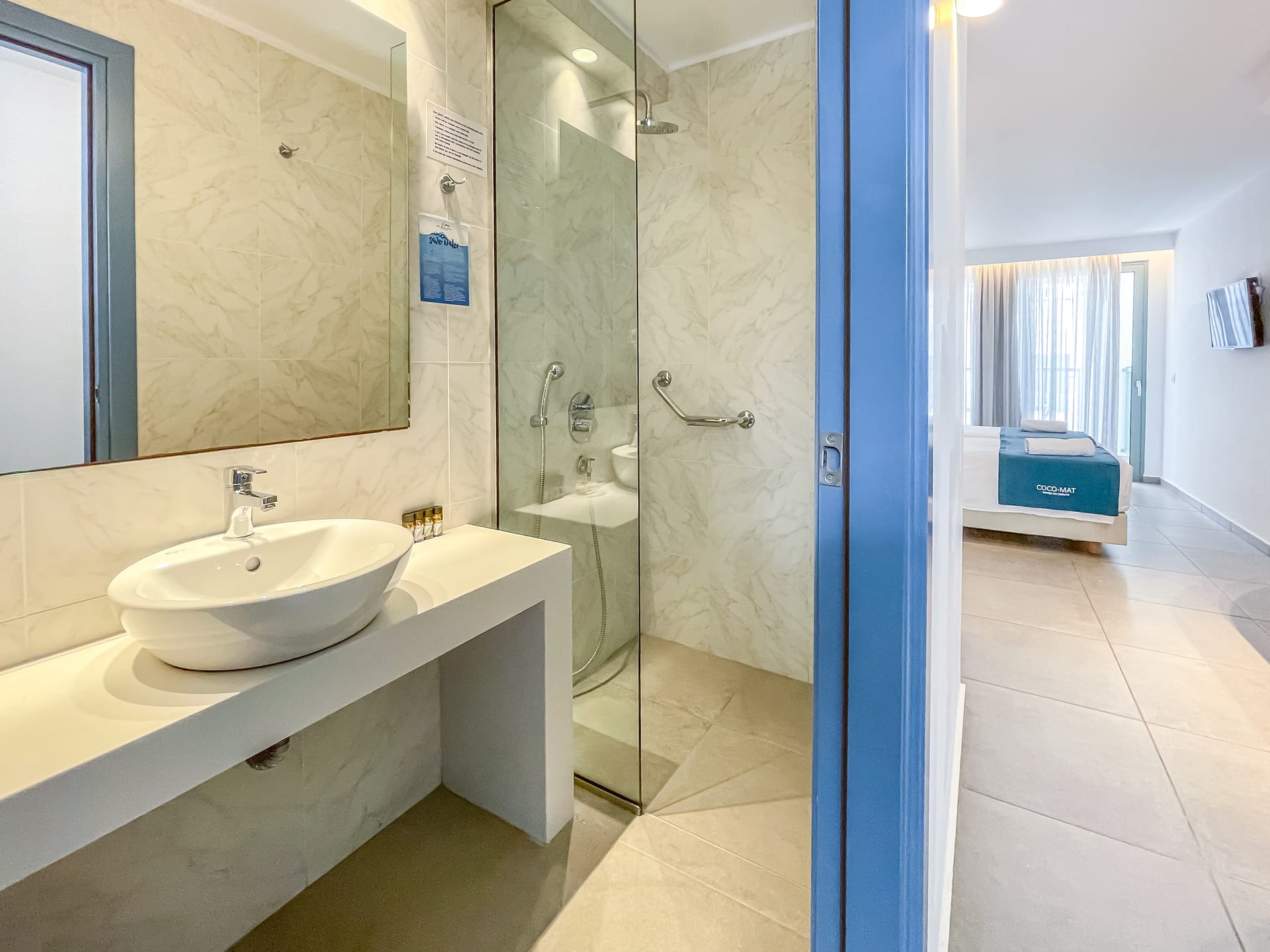 Family 2-Bedroom Pool View