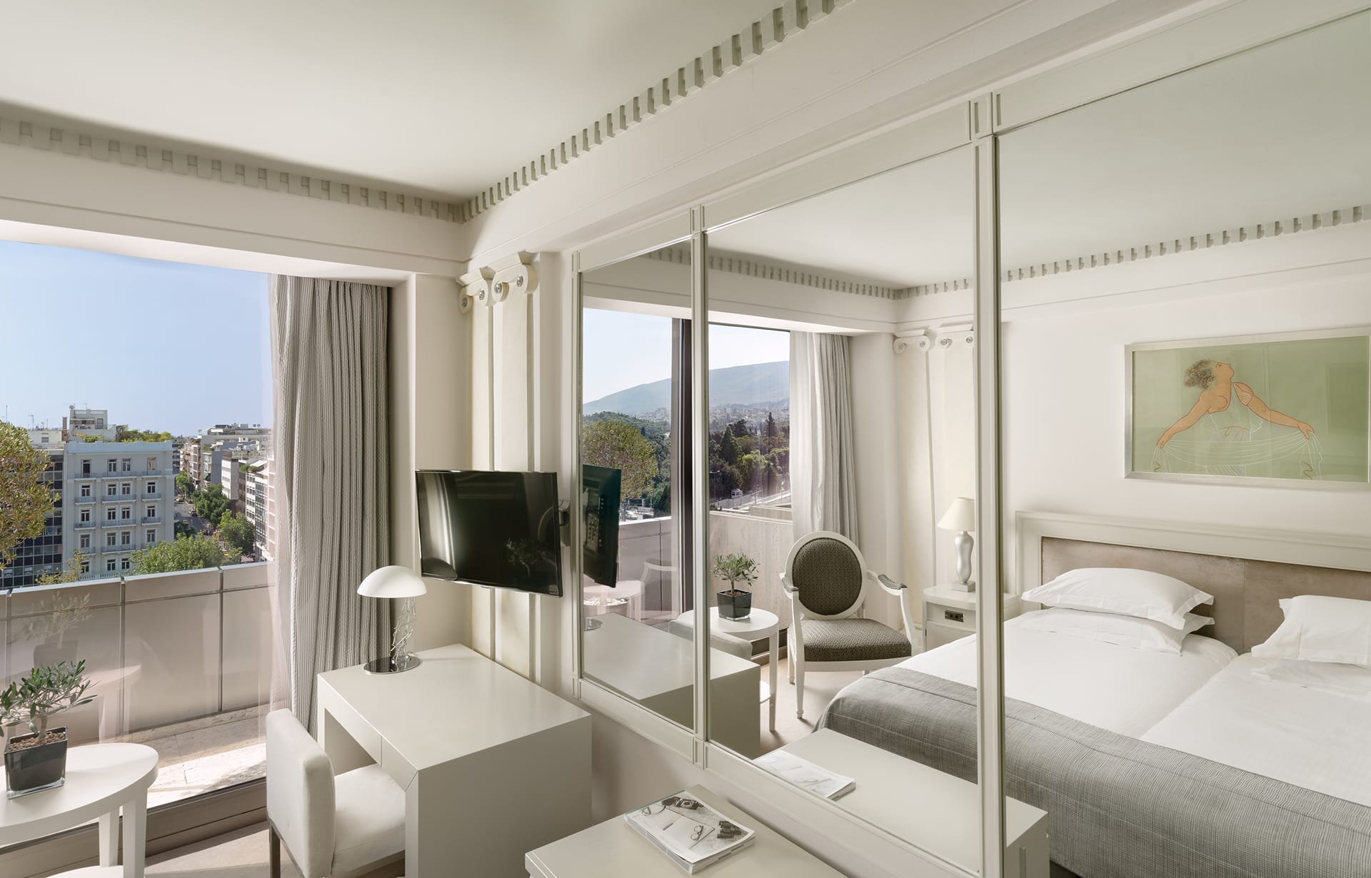 Deluxe Acropolis Room