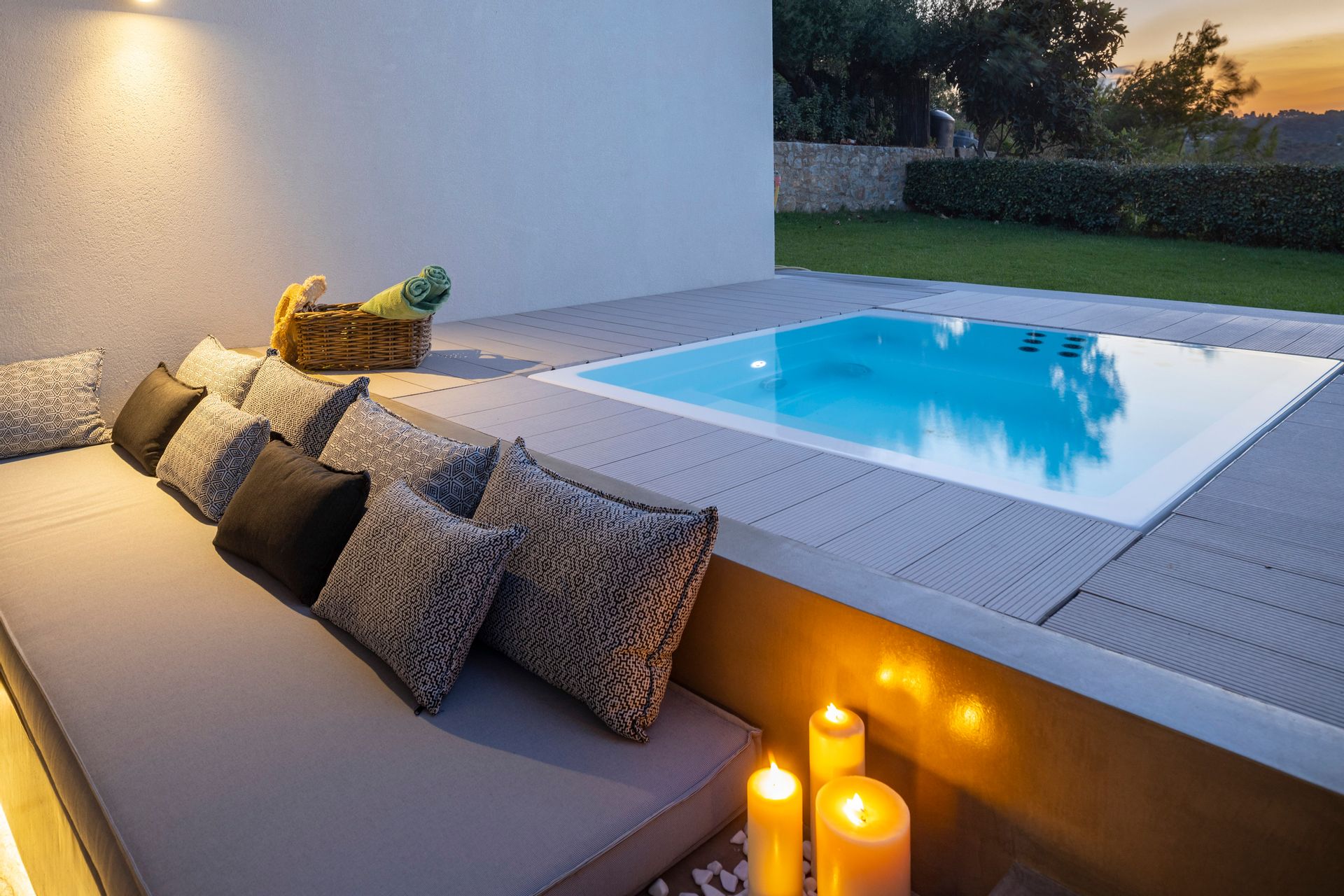 Superior Room with Garden Jacuzzi