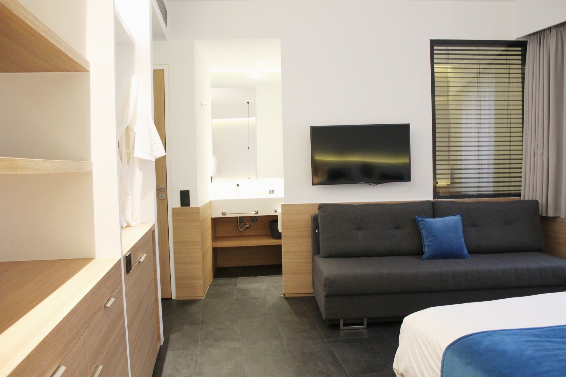 The Athens Lodge Suite with Acropolis View &amp; Veranda 