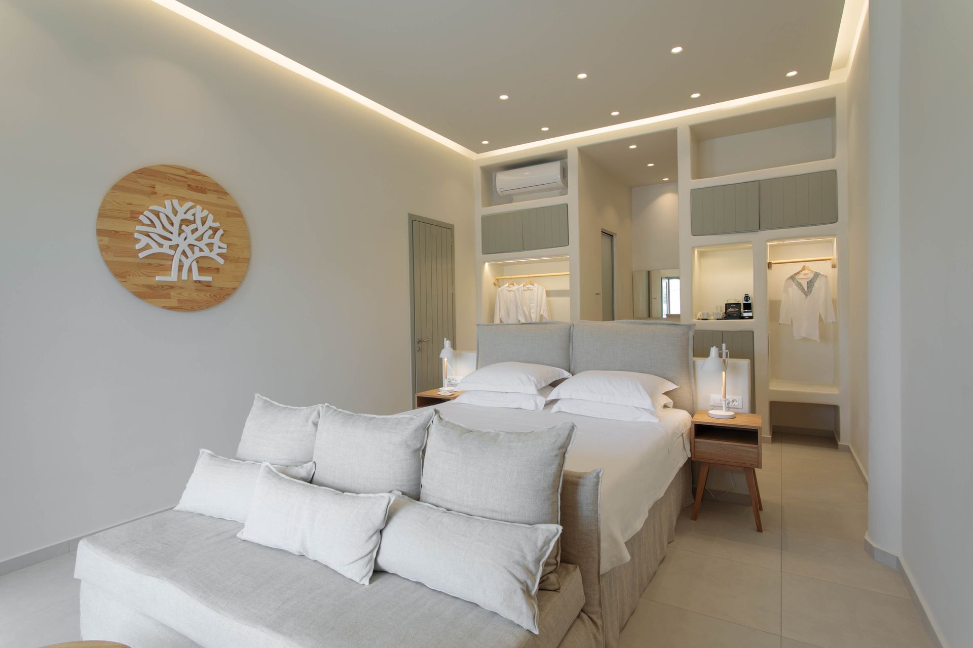 Two Bedroom Suite Garden View with Outdoor Hot Tub