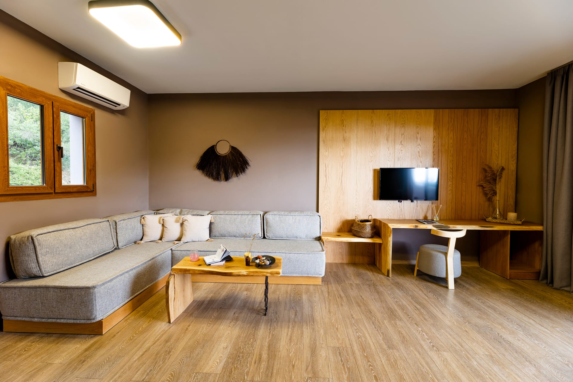 Superior Suite with partial Sea View