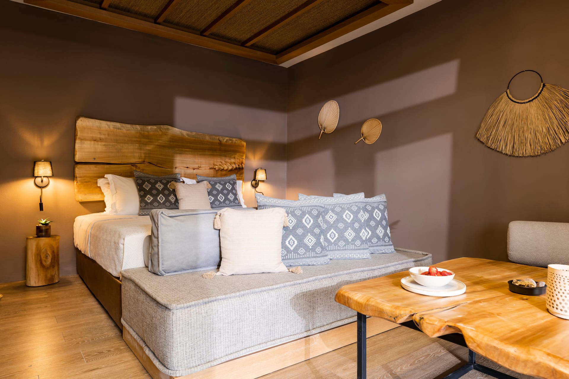 Suite with Outdoor Hot Tub