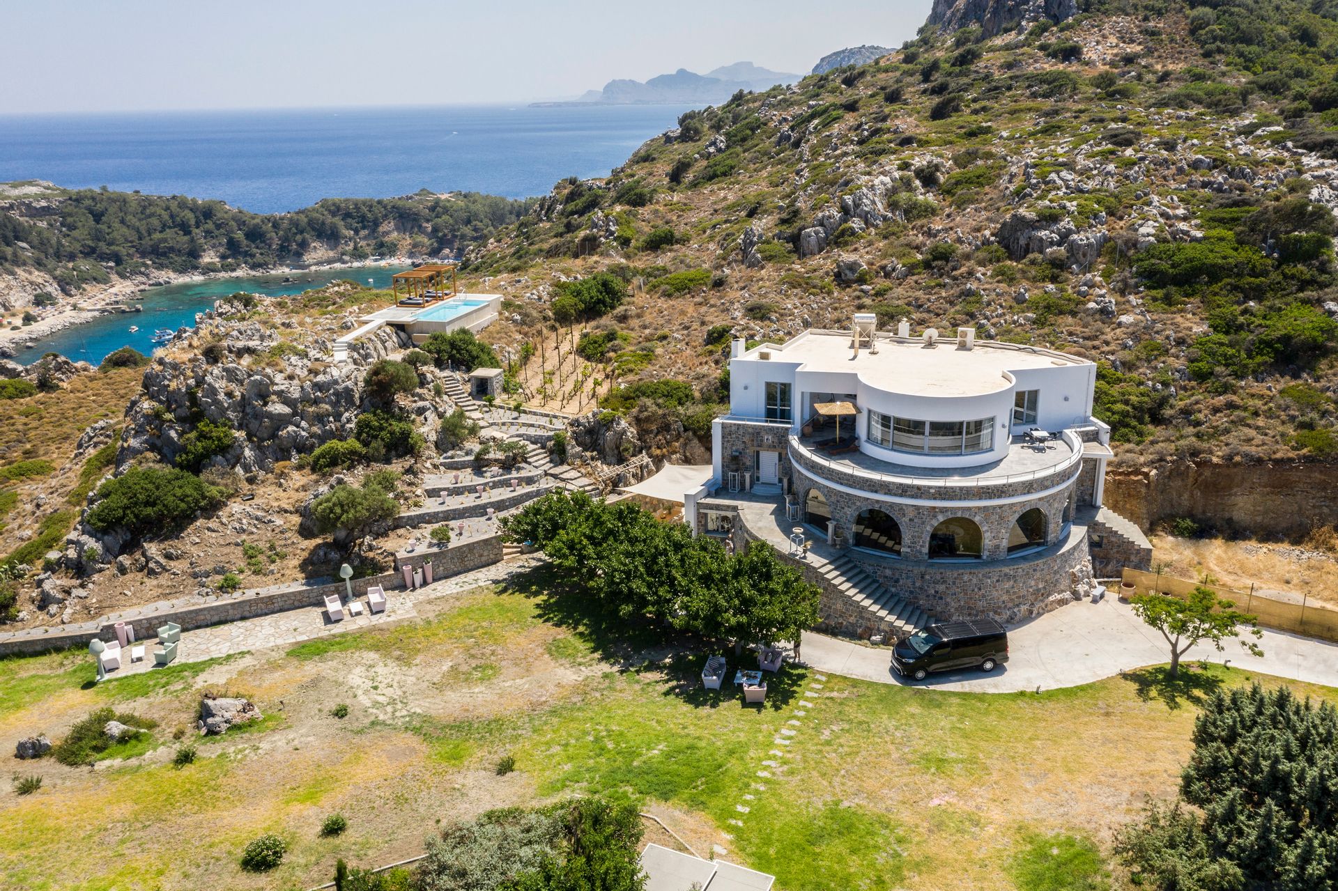 Villa Noura with Private Pool &amp; Sea View 670m²