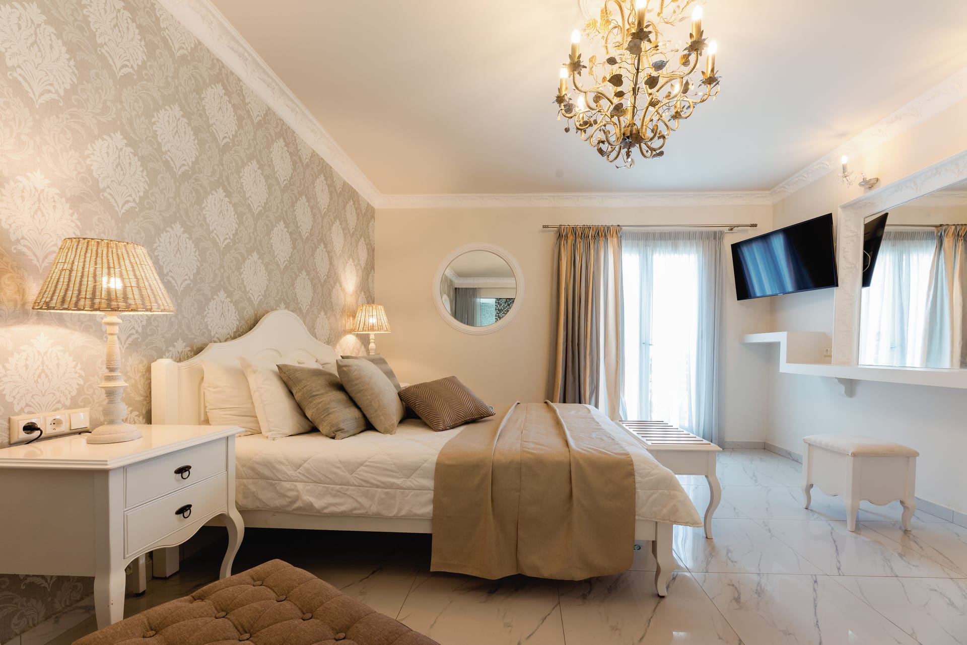 Executive Suite with Private Jacuzzi