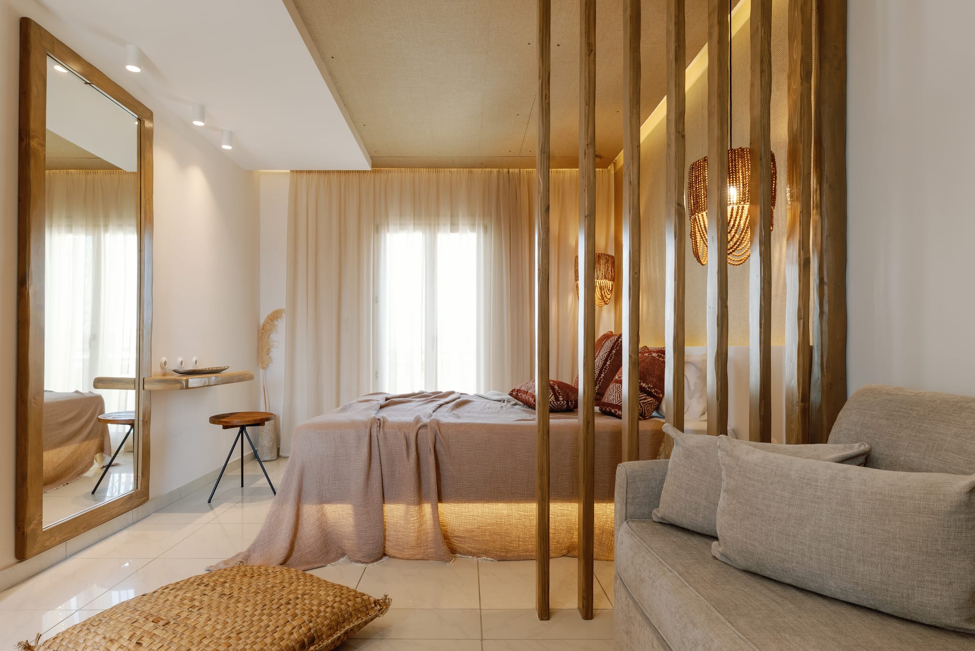 Luxury Suite with Private Jacuzzi