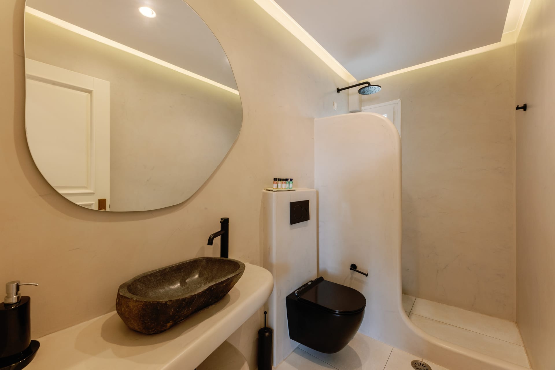 Prestige Suite with Private Jacuzzi