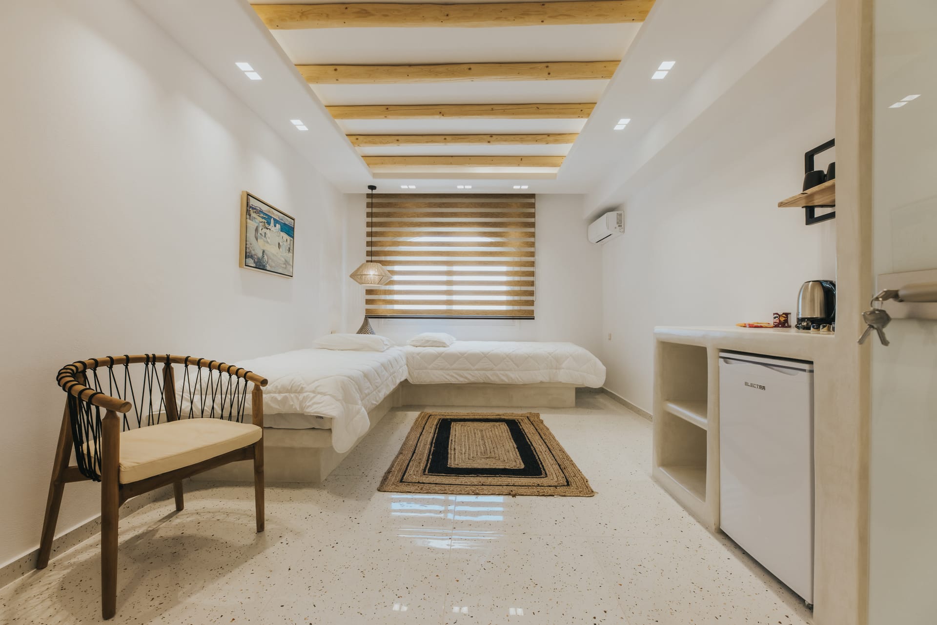 Signature Suite with Private Pool