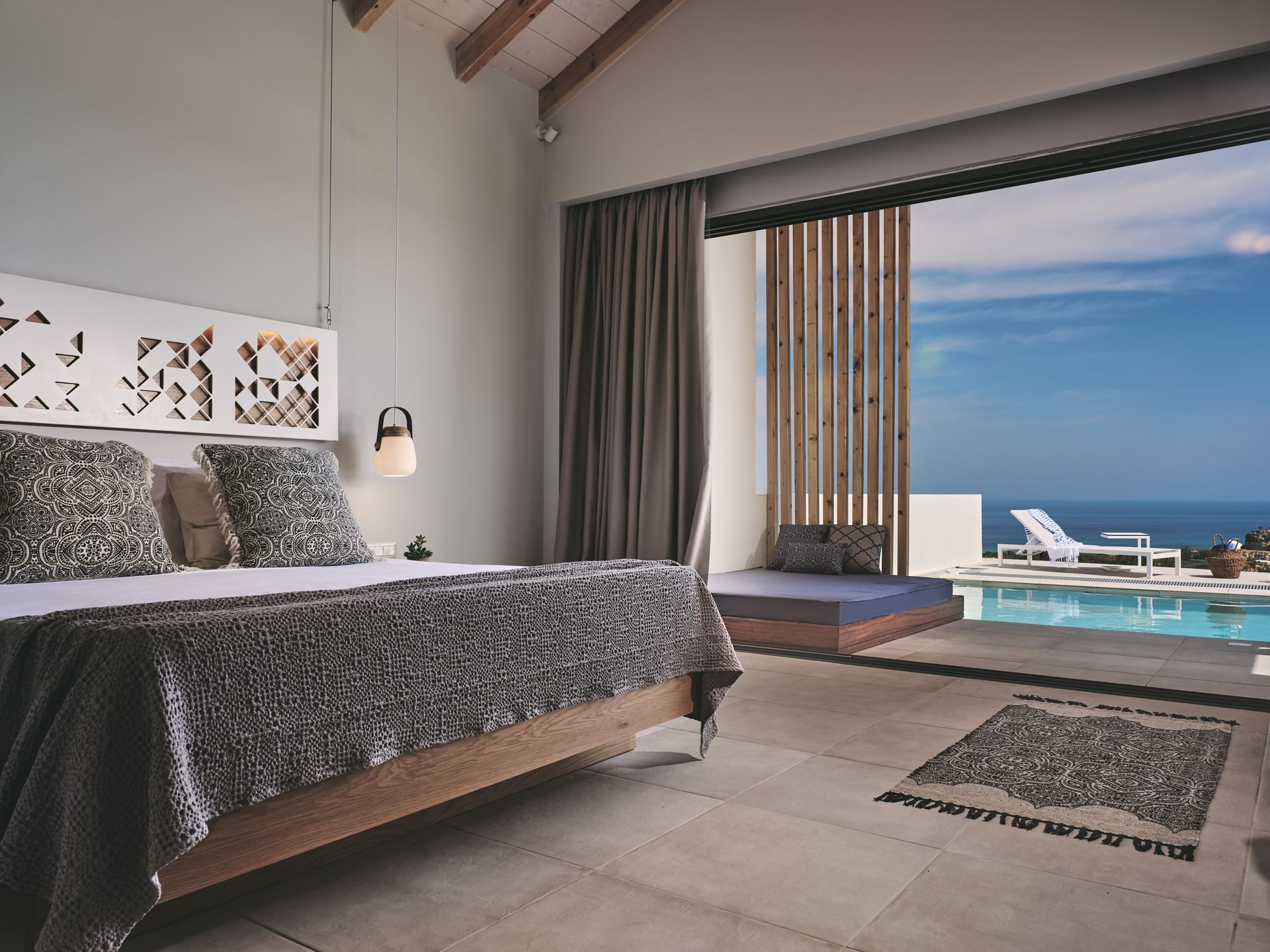 Deluxe Private Pool Suite with Sea View