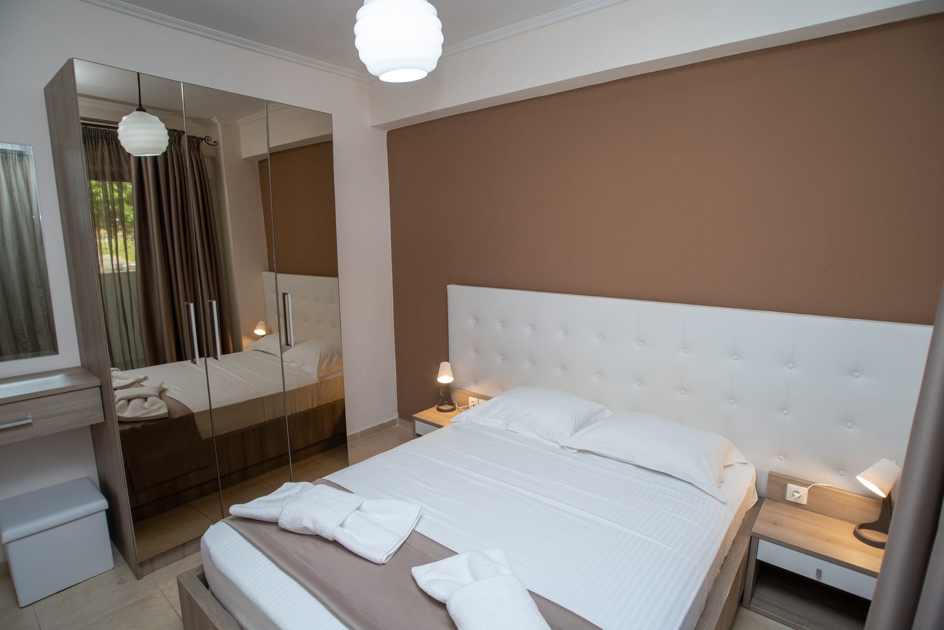 One Bedroom Apartment