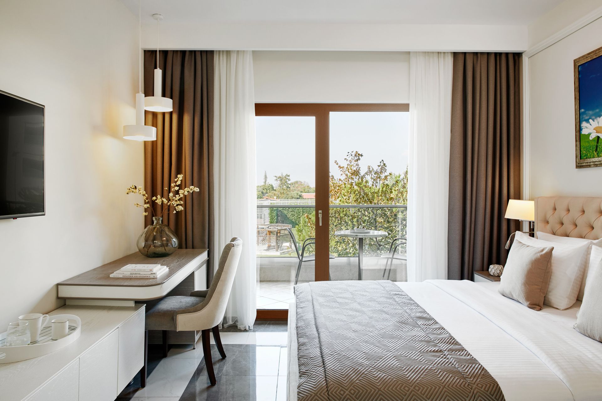 Junior Suite (Partial Sea View)