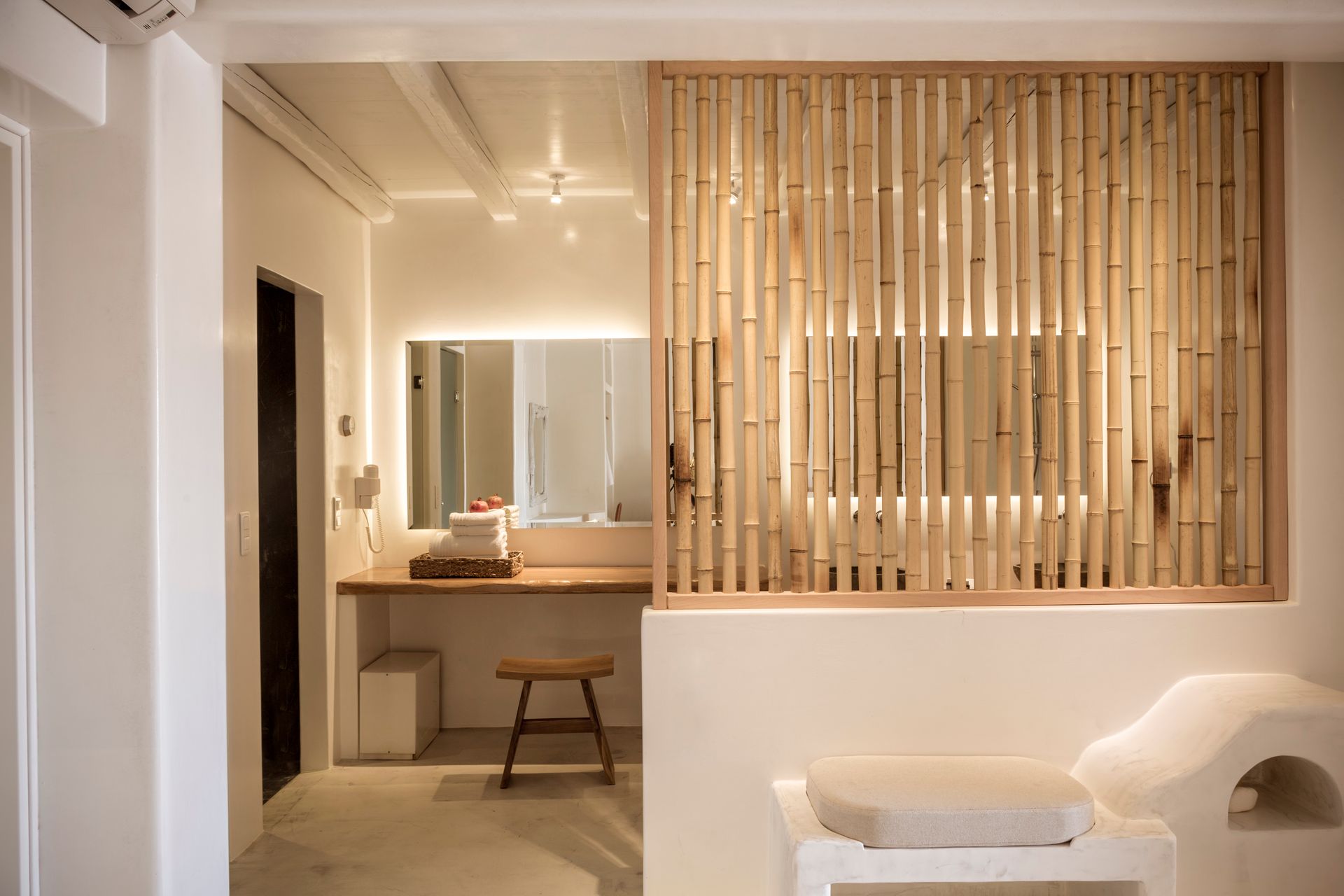 Premium Suite with Shared Pool