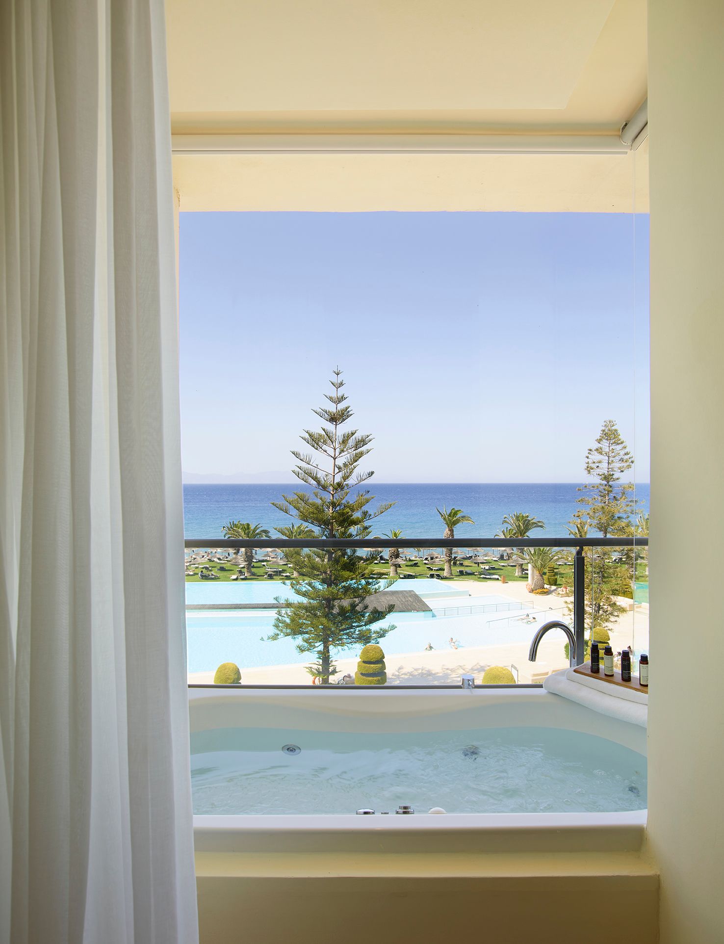 Deluxe Room with Spa Bath Sea View - 30m²