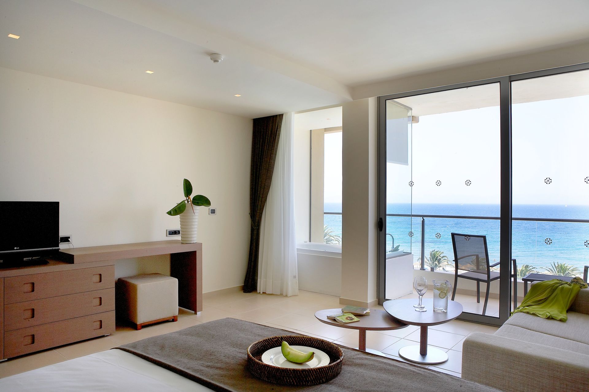 Deluxe Room with Spa Bath Sea View - 30m²