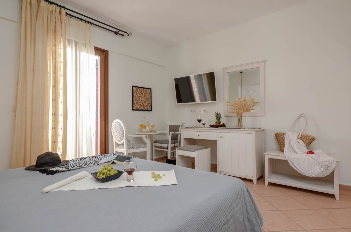 Comfort Room Pool or Sea view