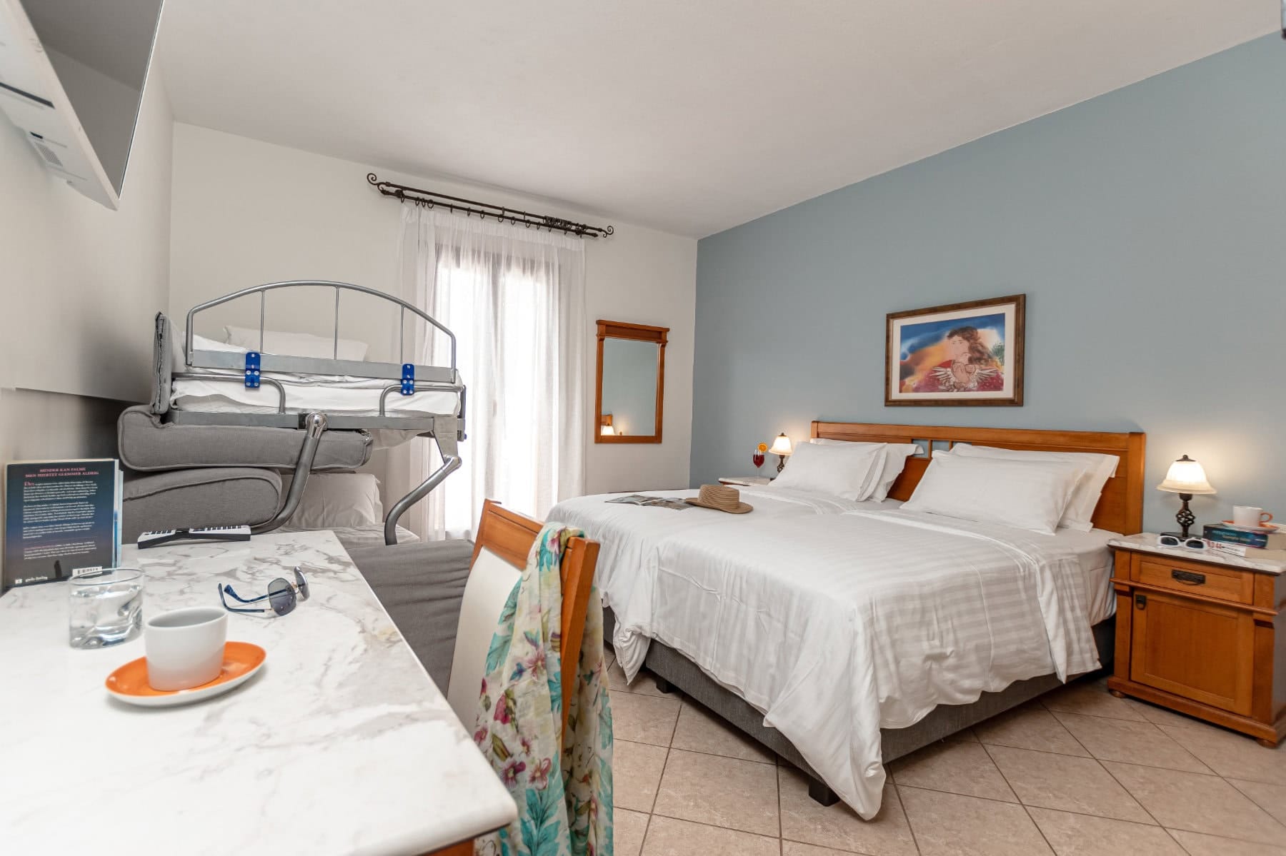 Comfort Family Room Garden view