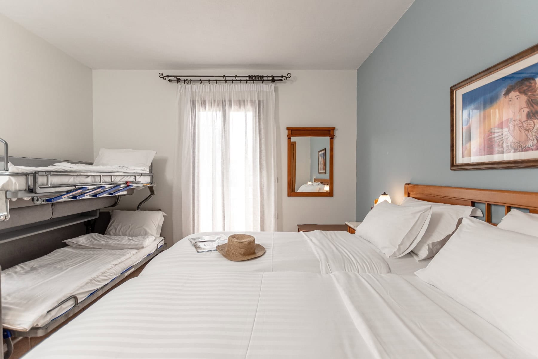 Comfort Family Room Garden view