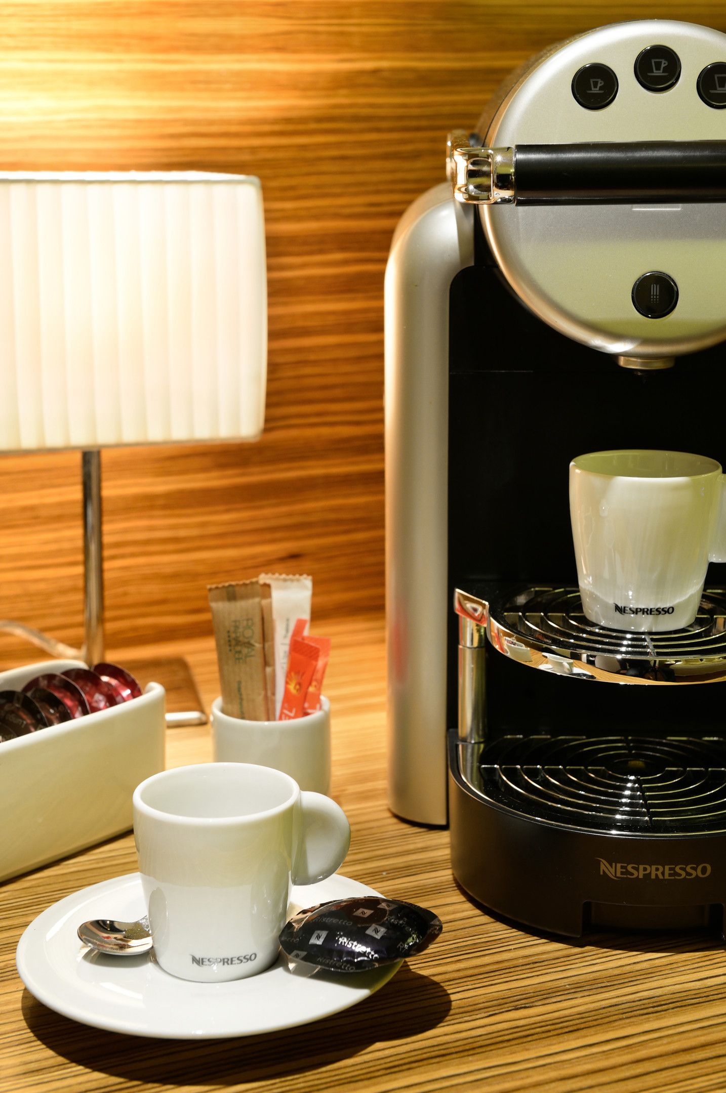 Royal Room with Sea View and Outdoor Jacuzzi
