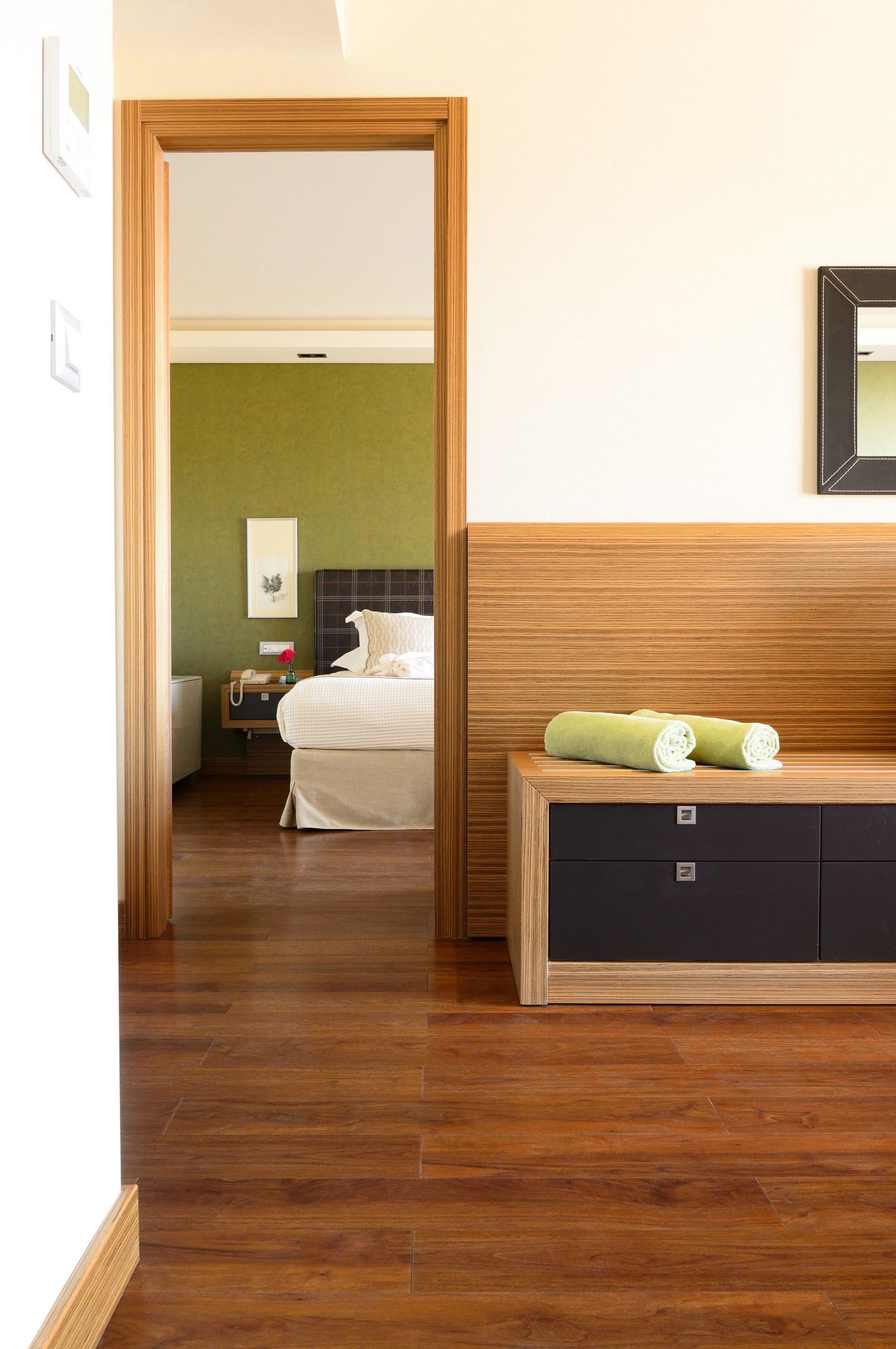 Royal Suite with Sea View and Outdoor Jacuzzi