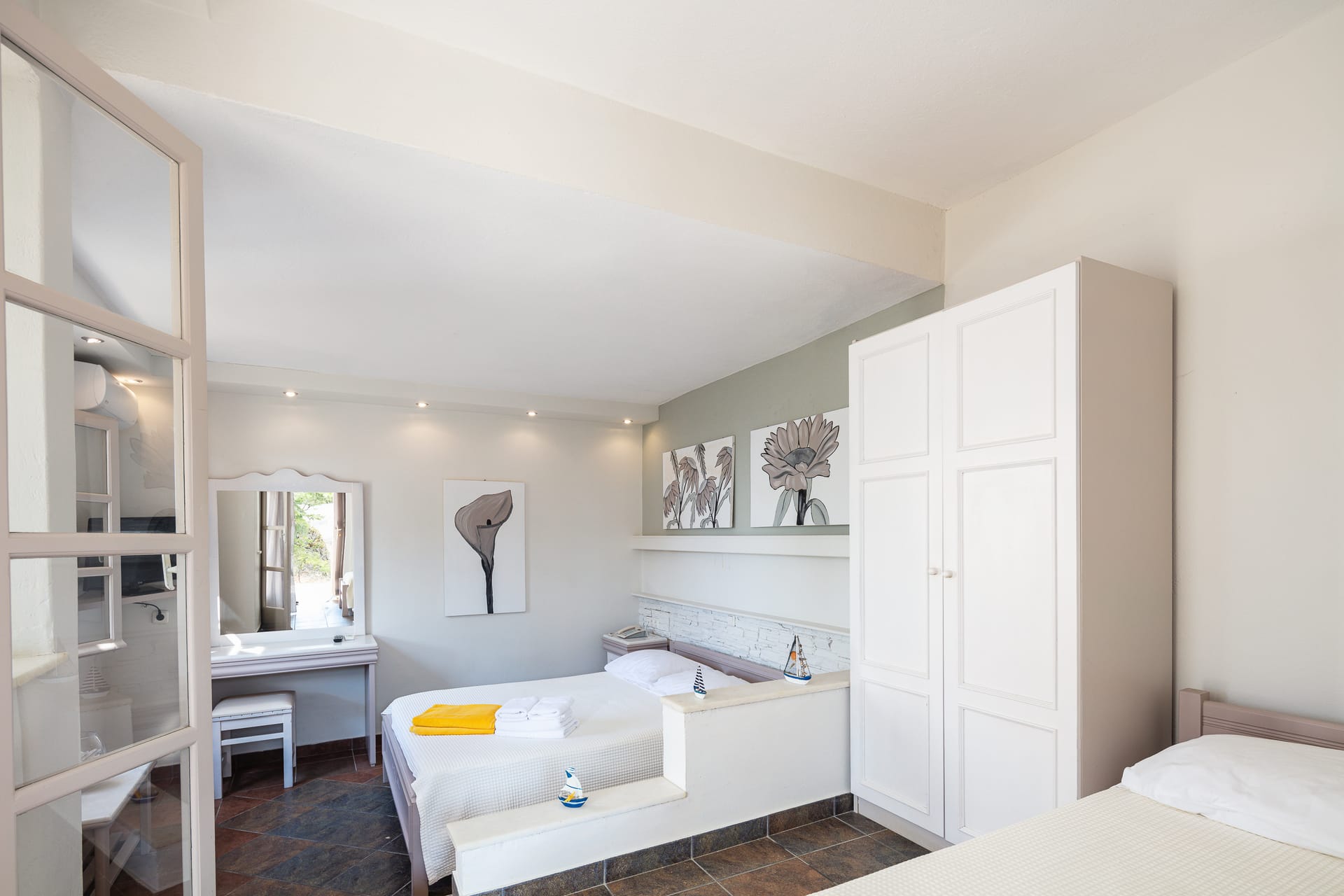 Aegean Room with Terrace &amp; Garden View
