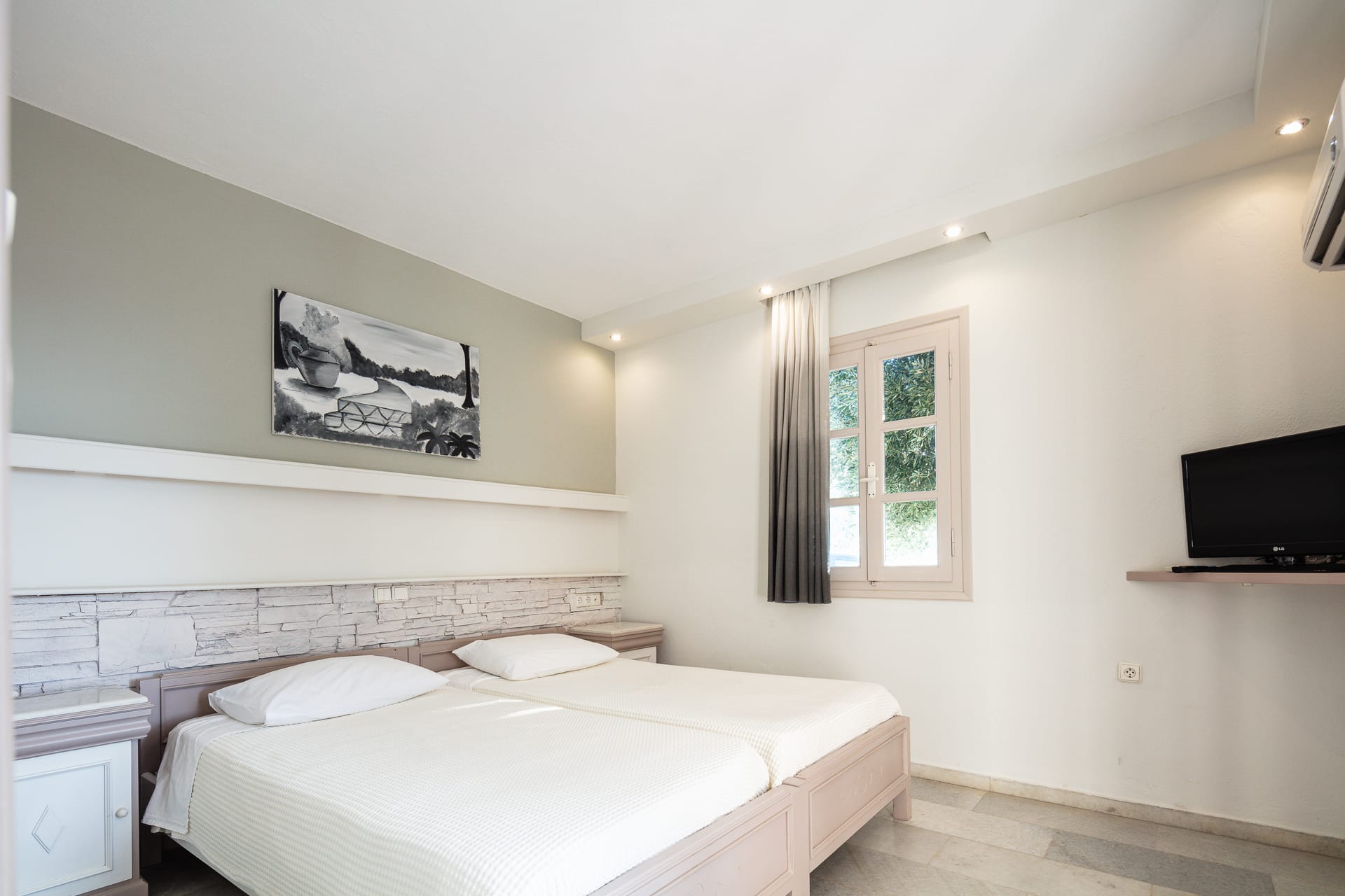 Aegean One Bedroom Apartment with Terrace & Garden View