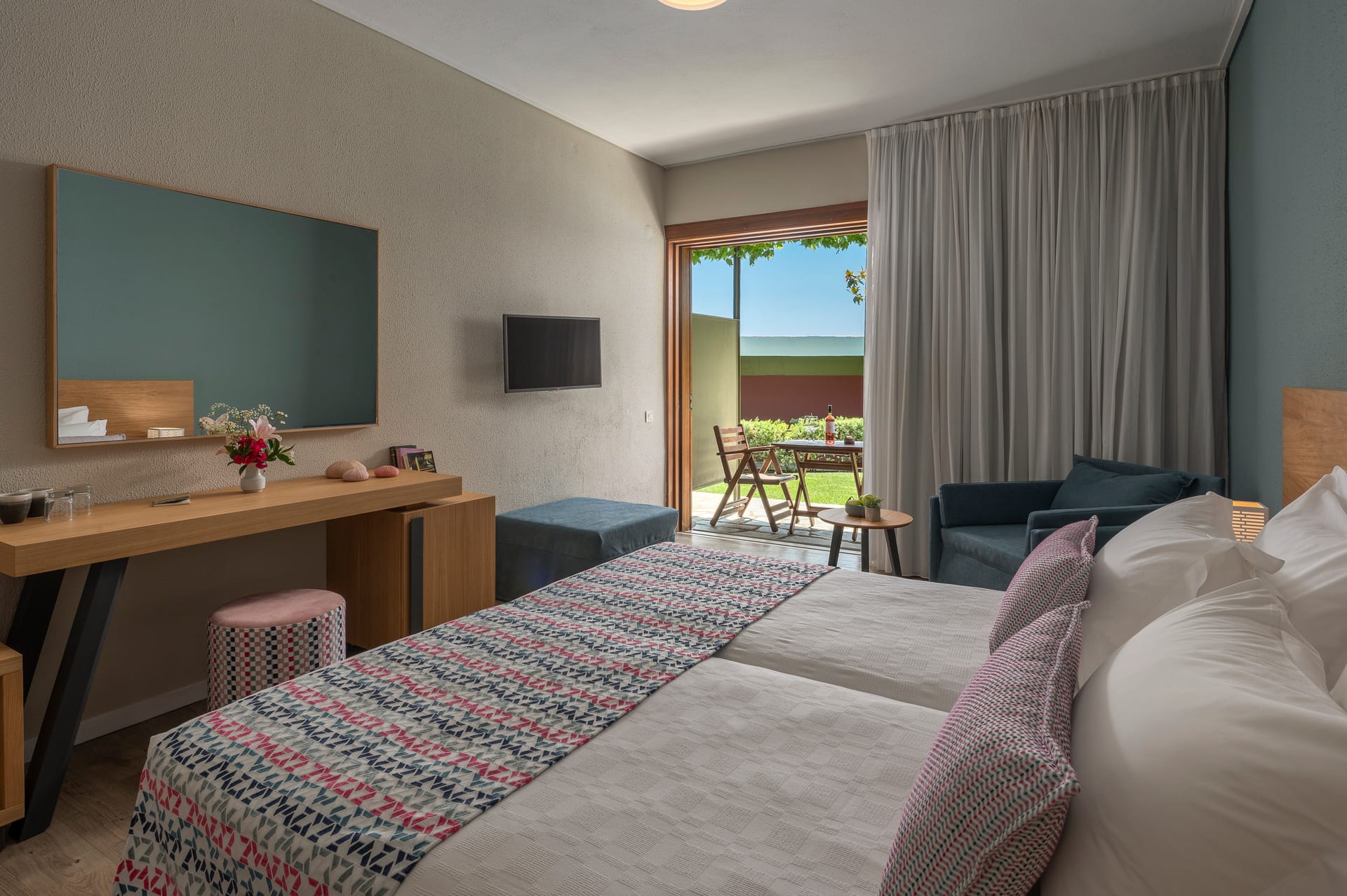 Standard Room with Garden view
