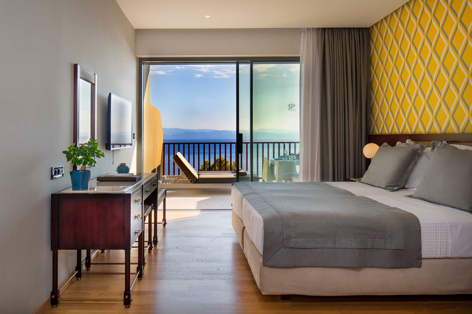 Executive Plus with Panoramic Sea View