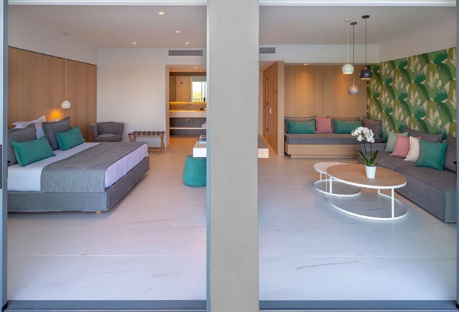 Suite with Panoramic Sea View