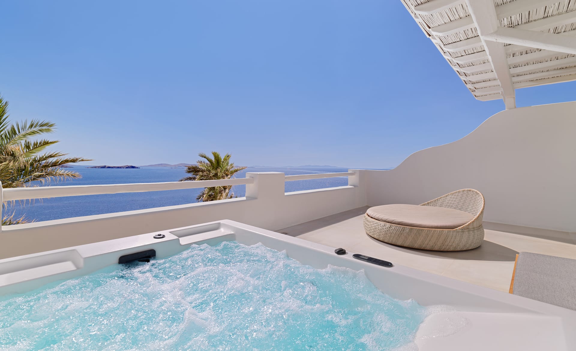 Suite with Outdoor Hot Tub