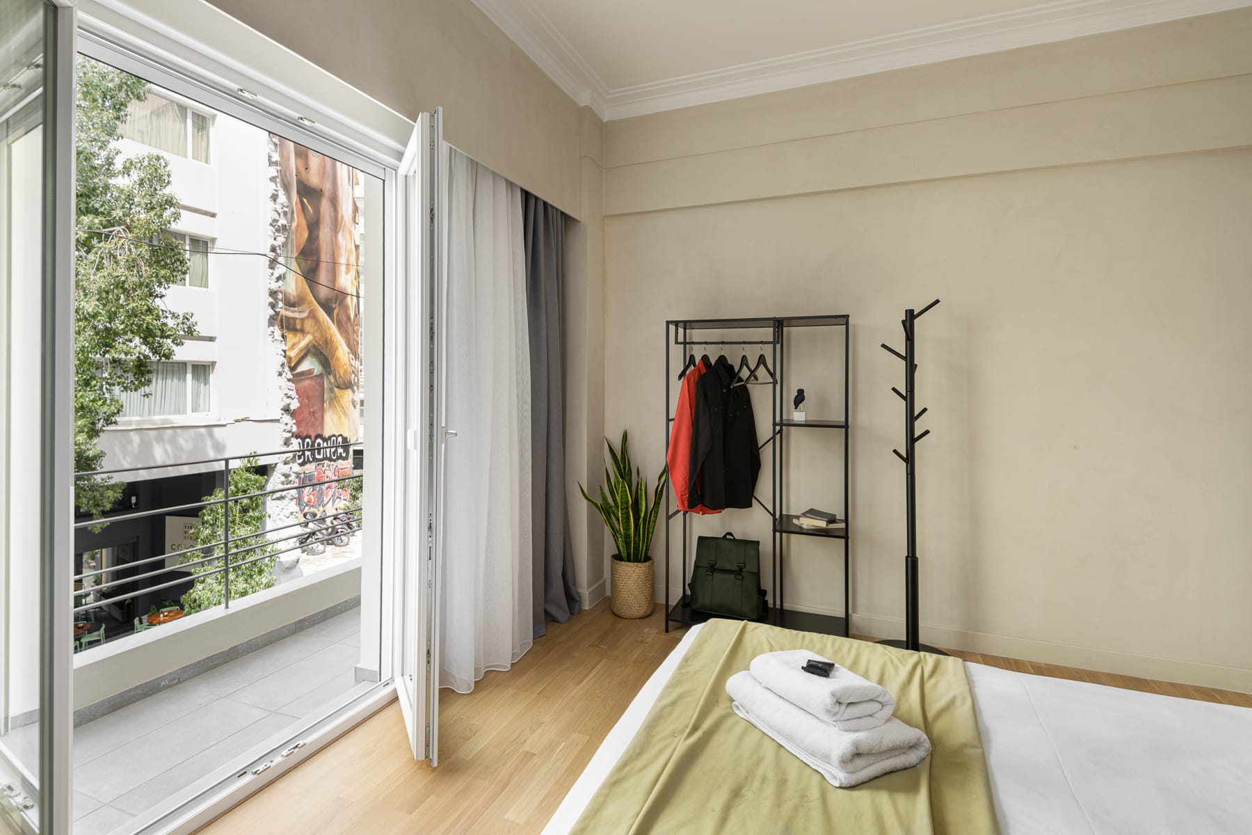 Deluxe Family Apartment with Two Bedrooms &amp; Private kids' Playground