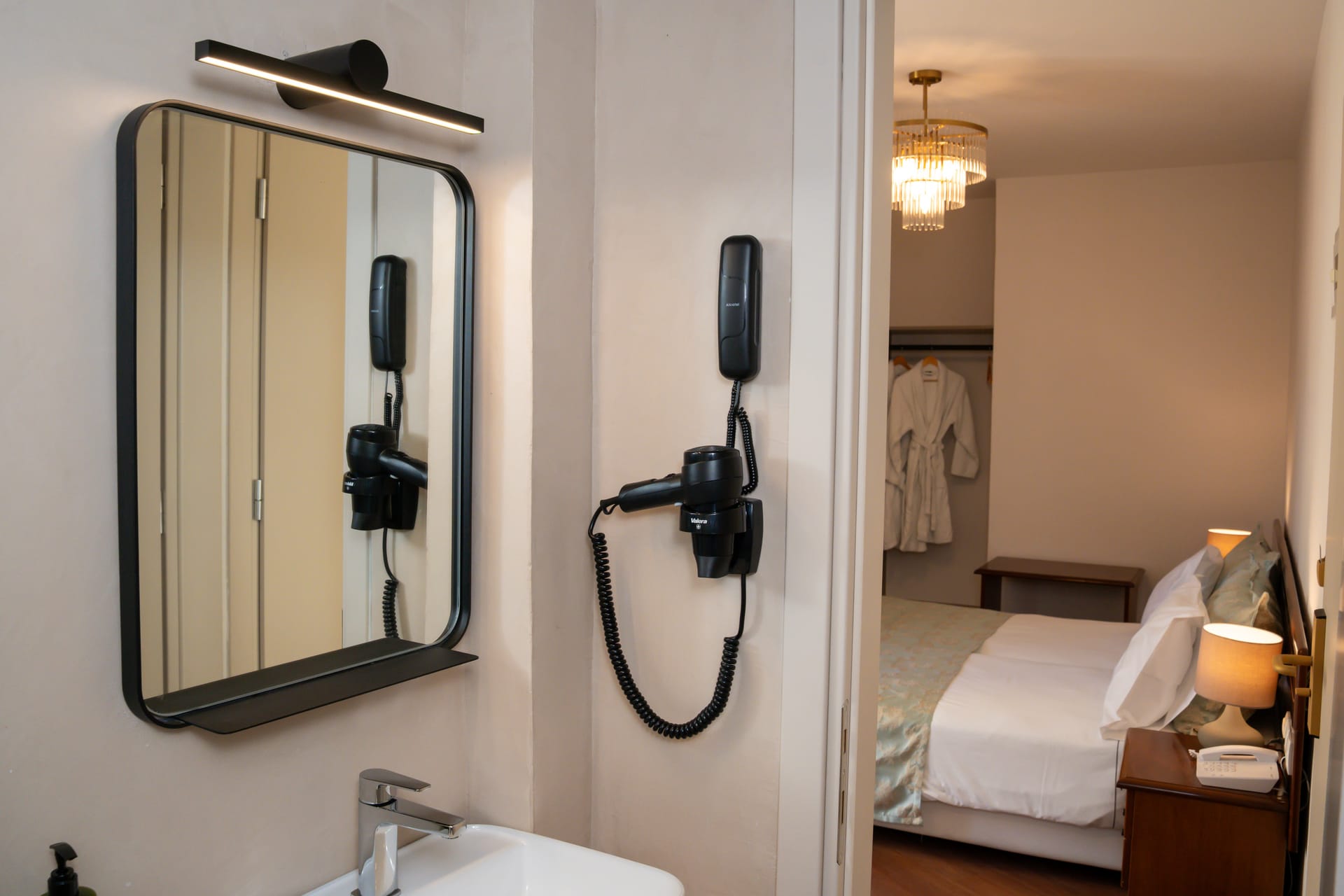 Premium Comfort Room