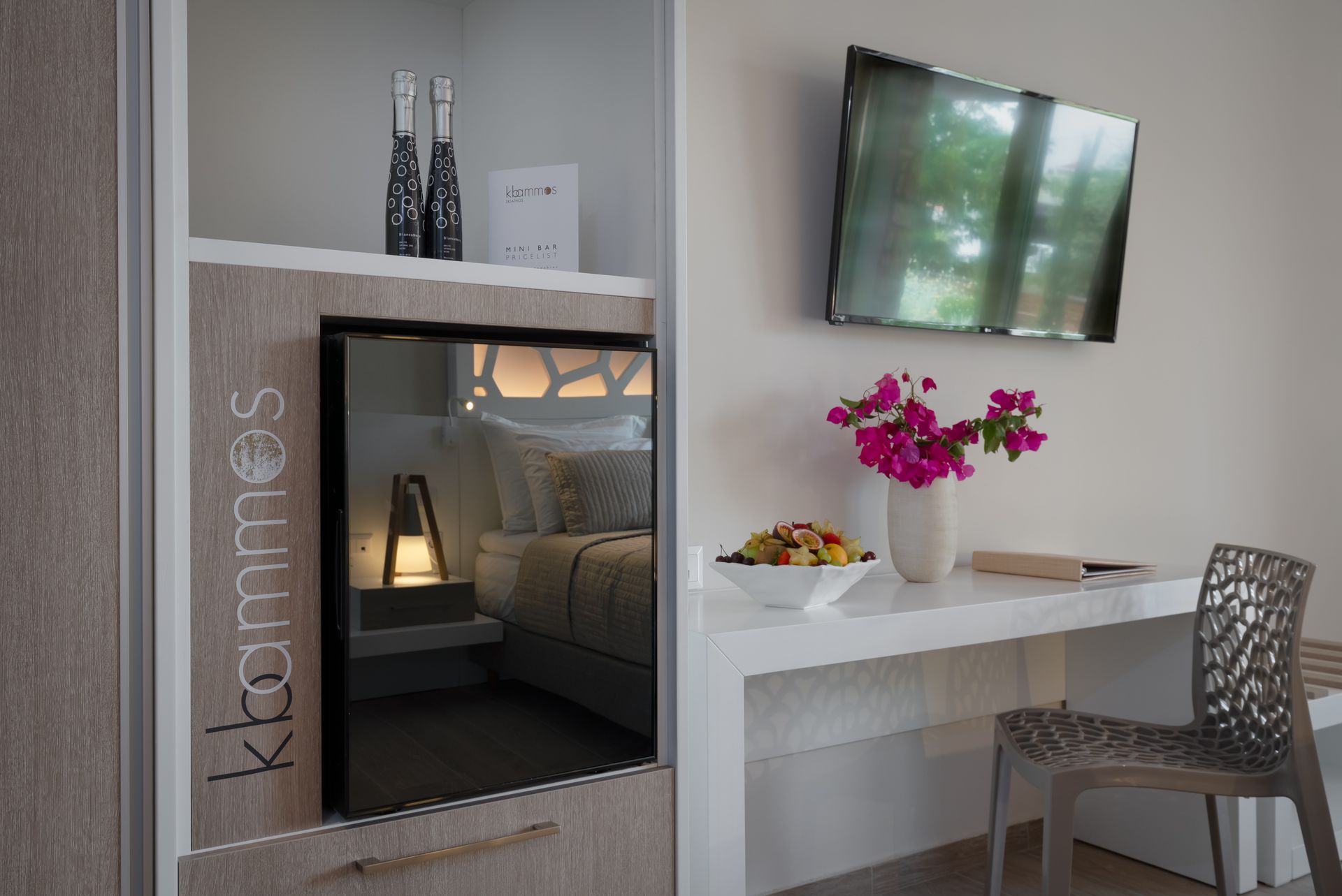 Deluxe Double Room with Outdoor Jacuzzi