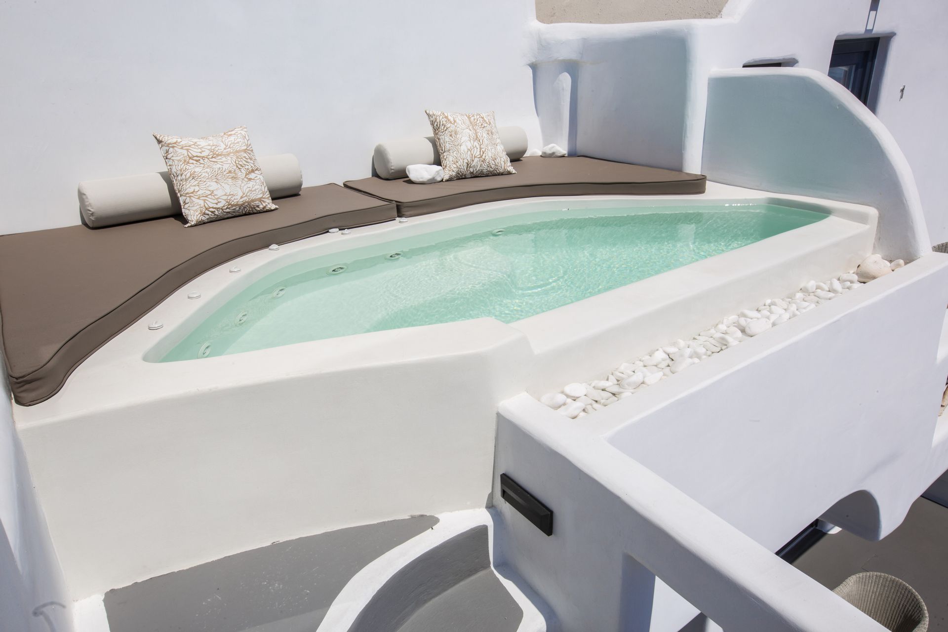 2 Chic Suite Outdoor Jacuzzi Caldera View