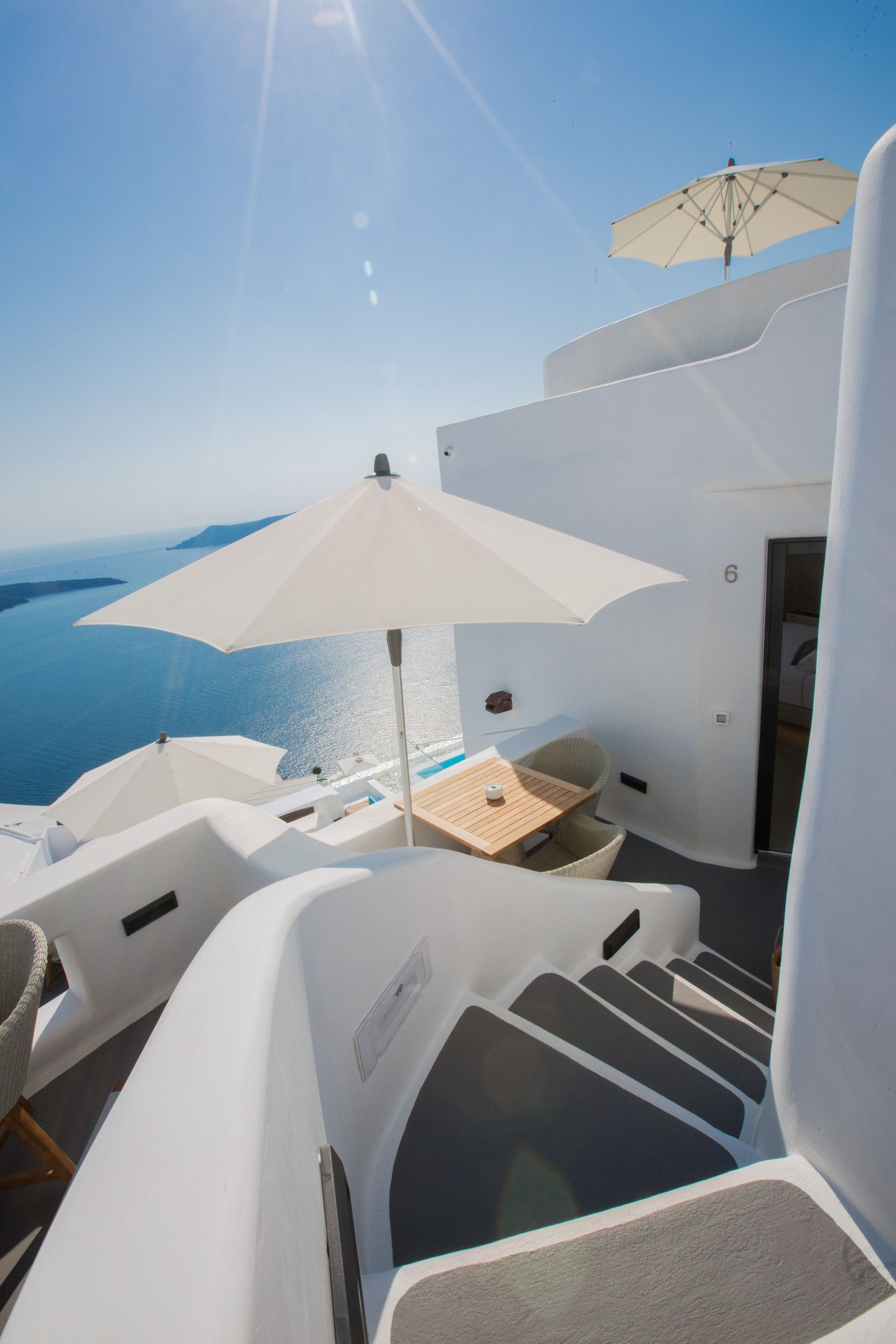 6 Standard Suite Caldera View
