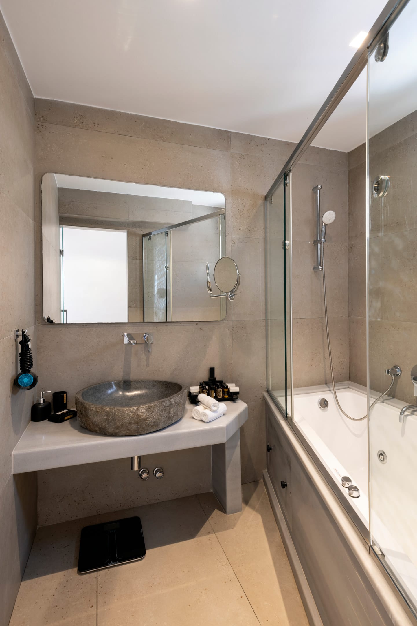 Executive Suite with Private Pool Sea View  Private Terrace and Spa Bath