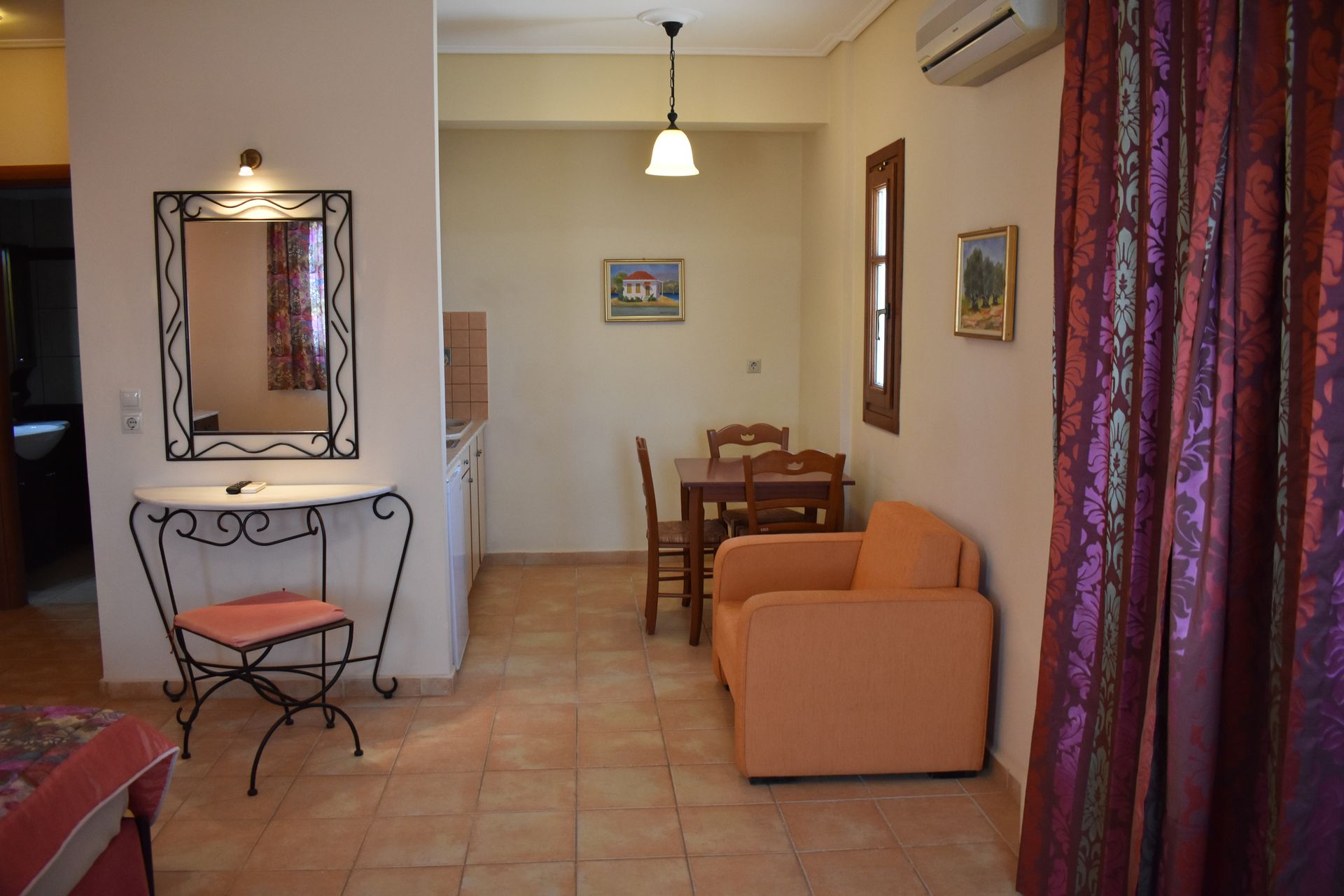 Twin Room Upper Floor