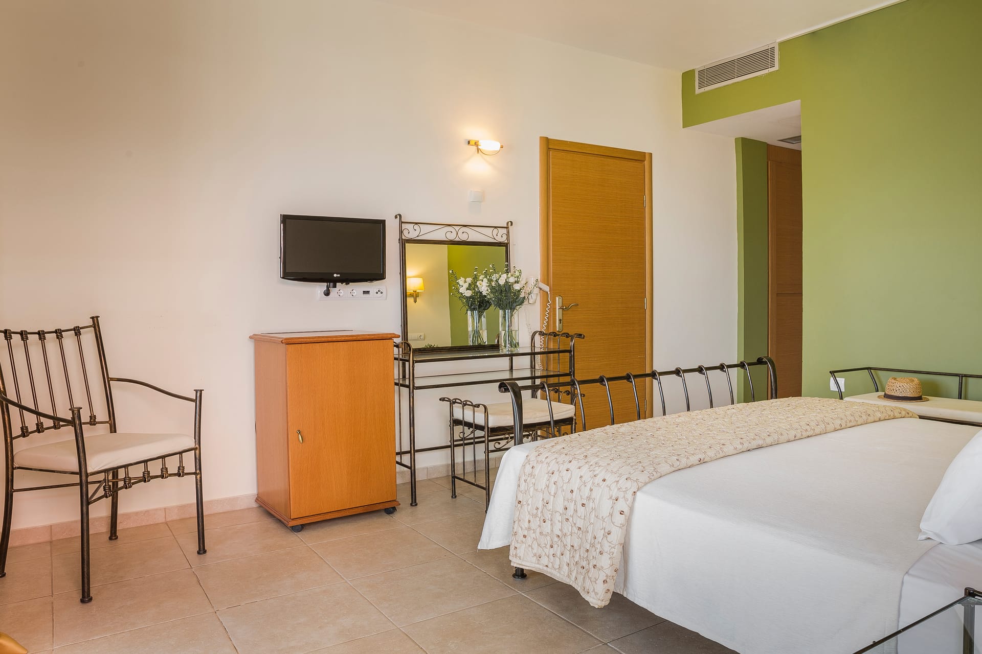 Double Room (Accessible)