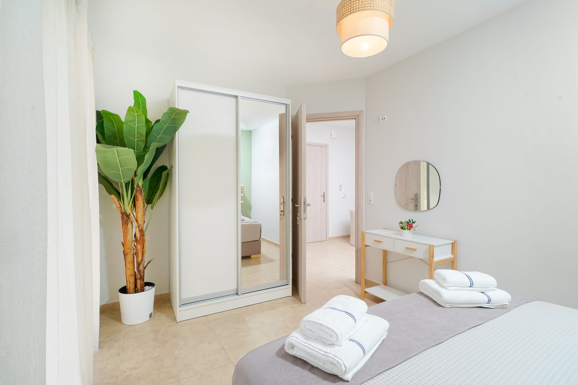 One-bedroom suite | Just 5-minutes drive from our hotel