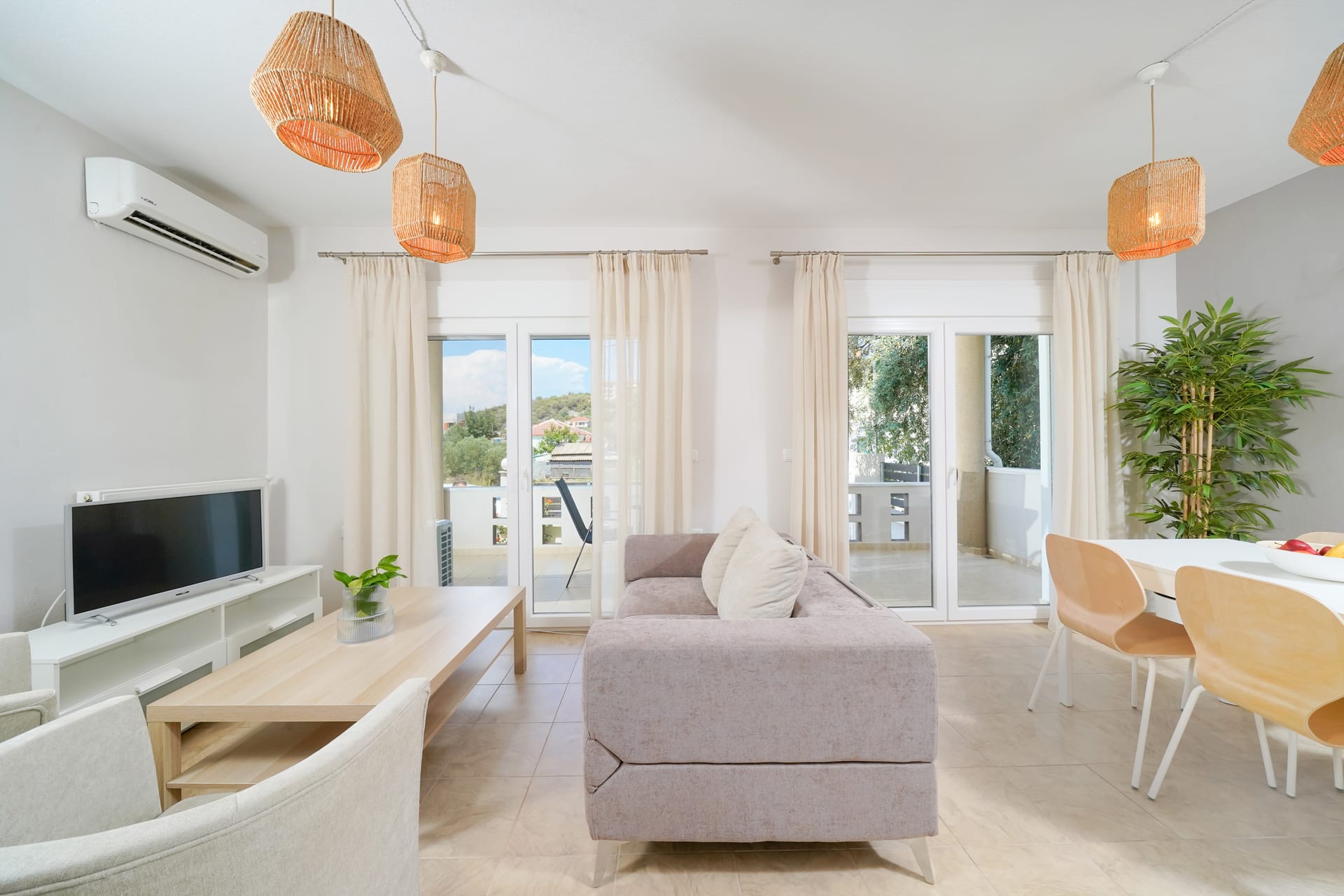 One-bedroom suite | Just 5-minutes drive from our hotel