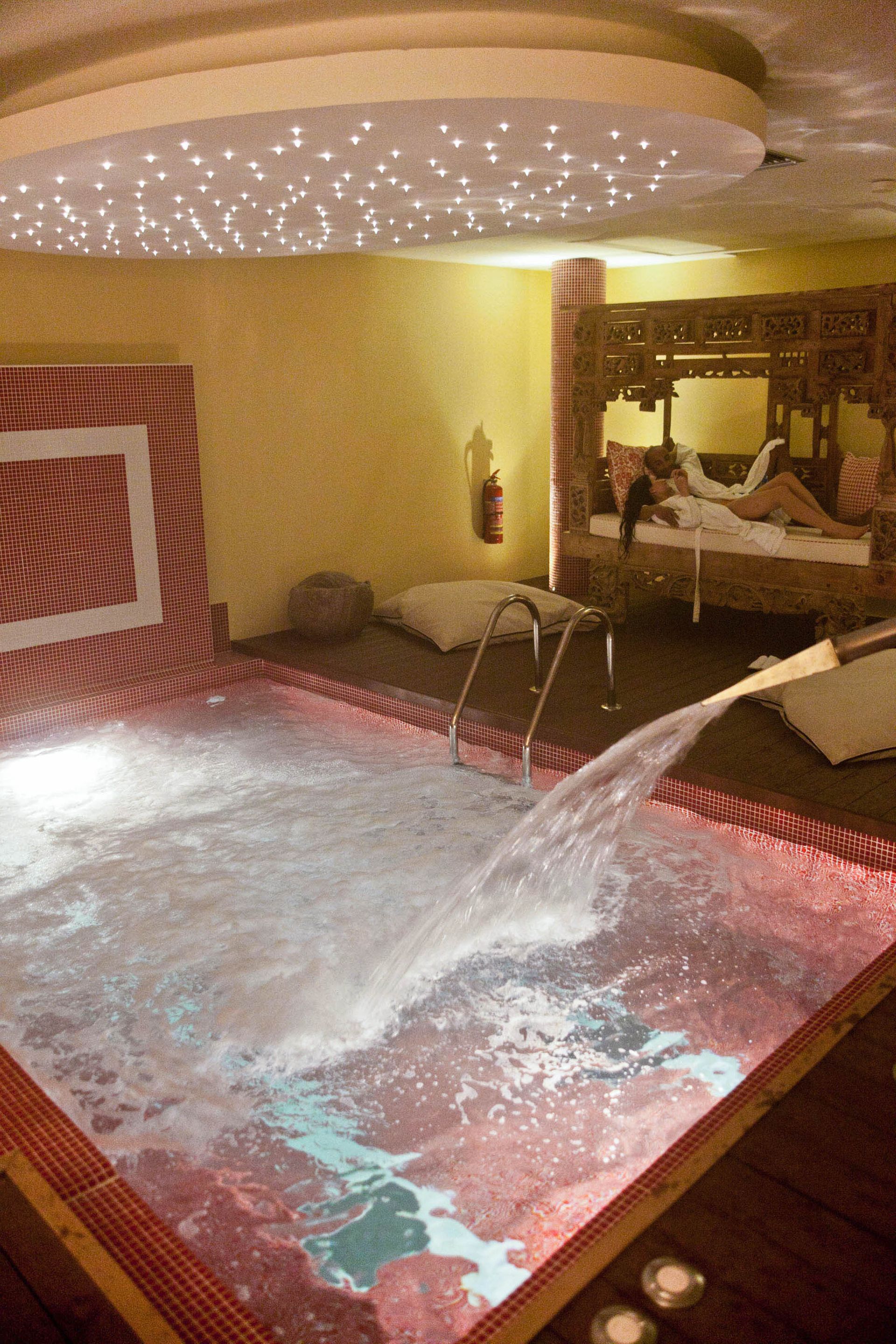 Exclusive Room with Massage & Spa